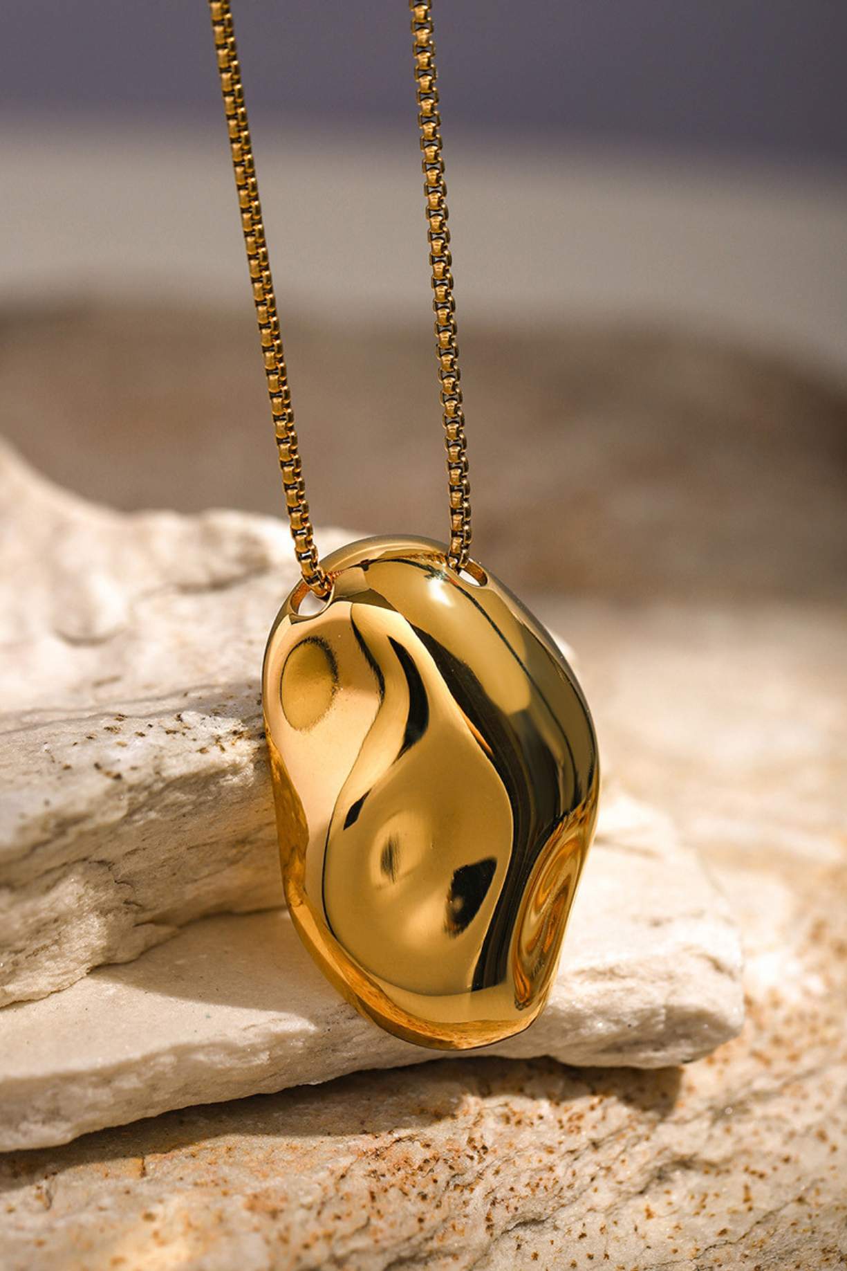 Trendsetter Pendant Necklace - Kaoribyshreya