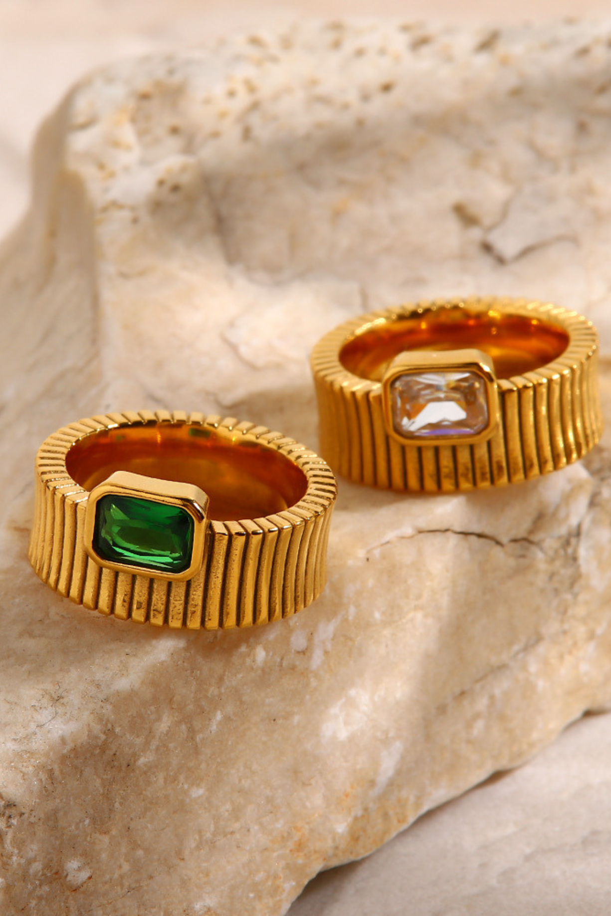 Green Stone Band Ring - Kaoribyshreya