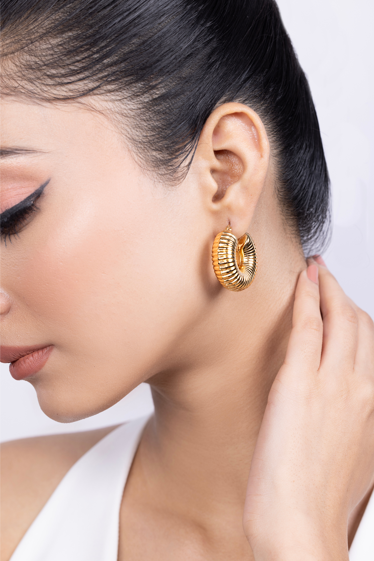 Round Textured Hoop Earring - Kaoribyshreya
