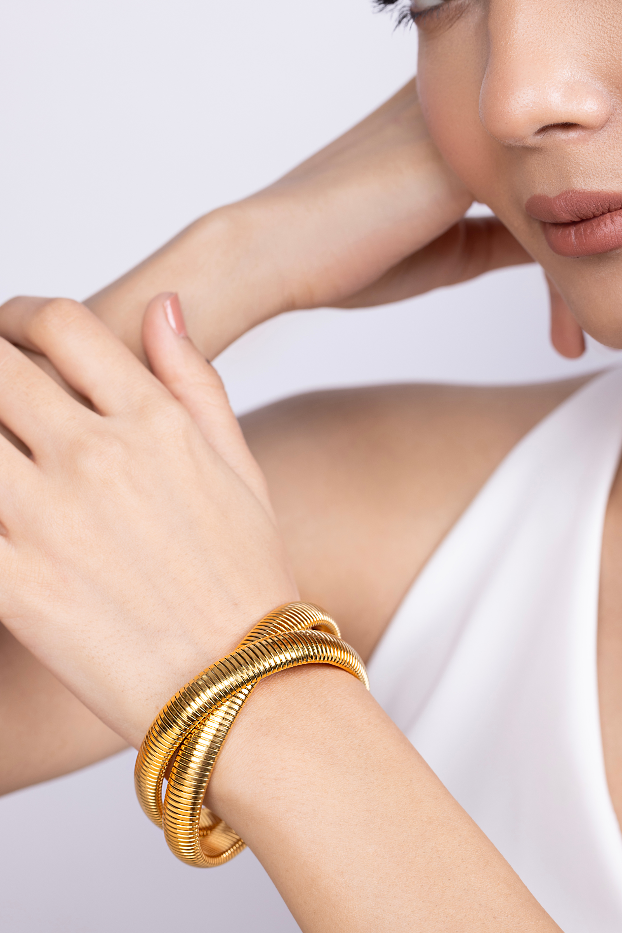 Textured Gold Bangle Bracelet - Kaoribyshreya