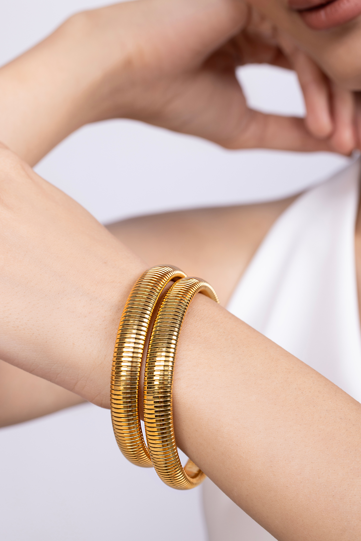 Textured Gold Bangle Bracelet - Kaoribyshreya