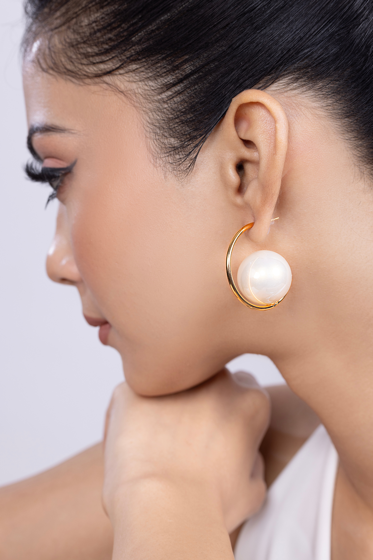 Mother Of Pearl Hoop Earring - Kaoribyshreya