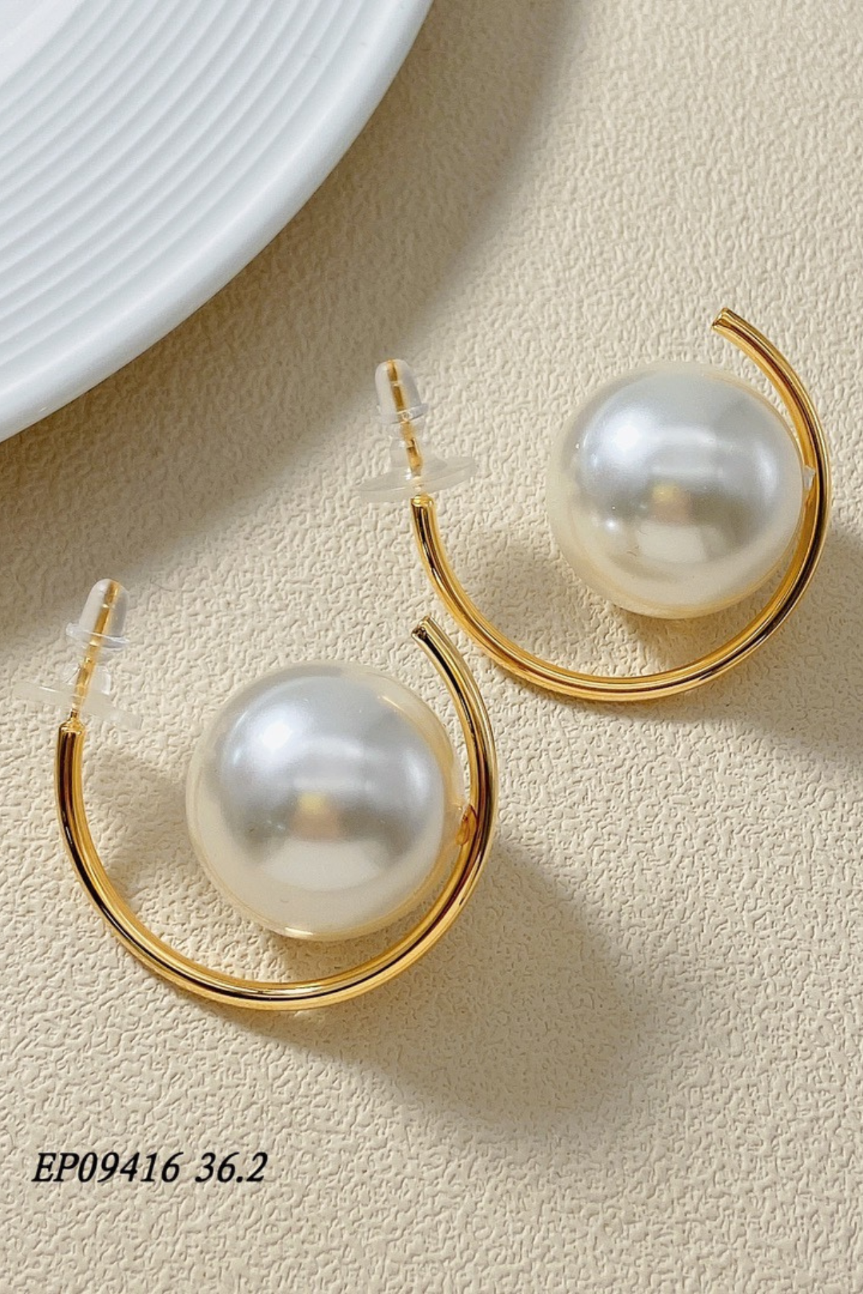 Mother Of Pearl Hoop Earring - Kaoribyshreya