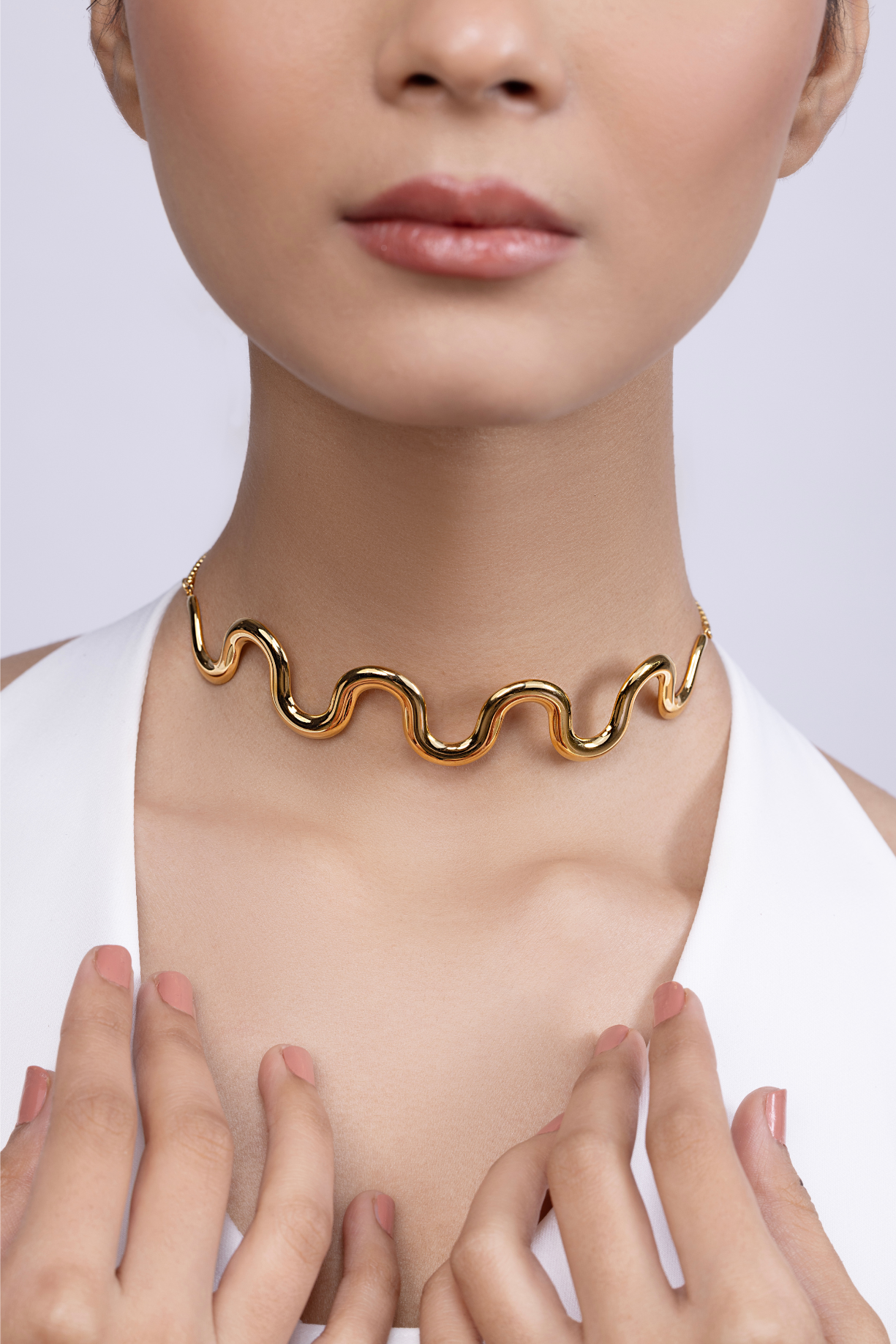 Curved Choker Necklace - Kaoribyshreya