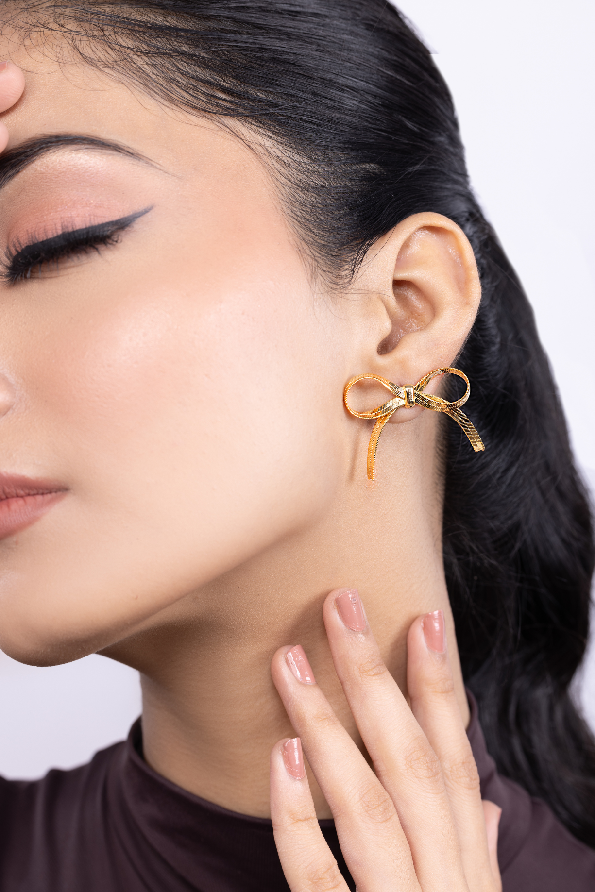 Gold Bow Hoop Earring - Kaoribyshreya