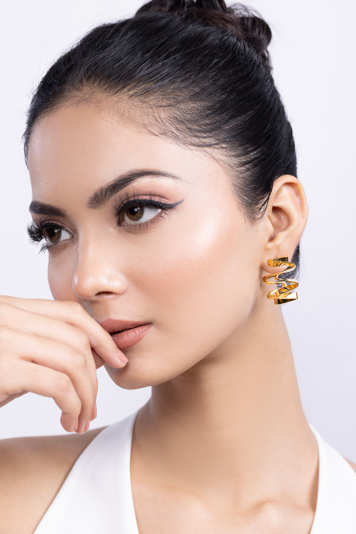 Spiral Round Pin Earring - Kaoribyshreya