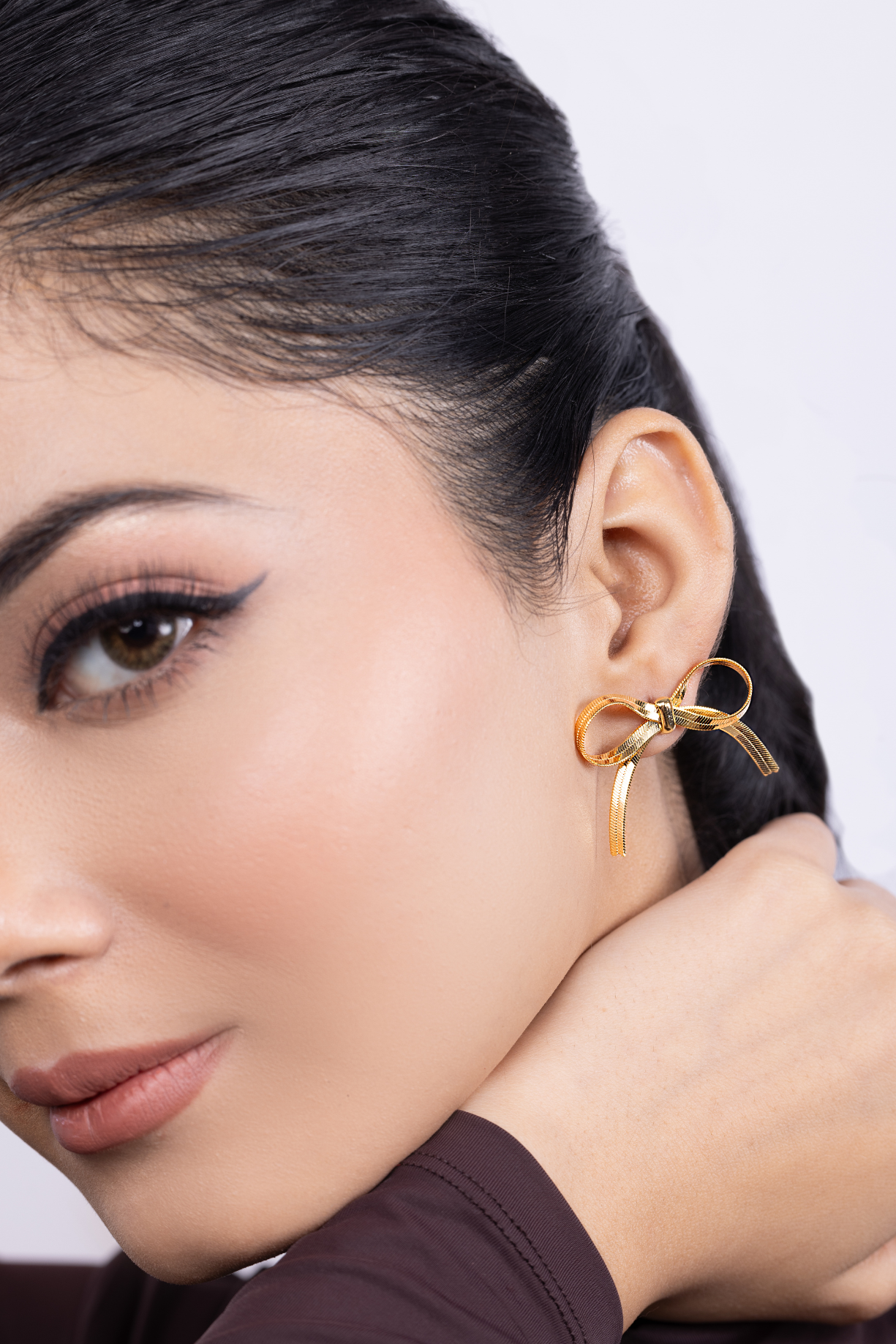 Gold Bow Hoop Earring - Kaoribyshreya