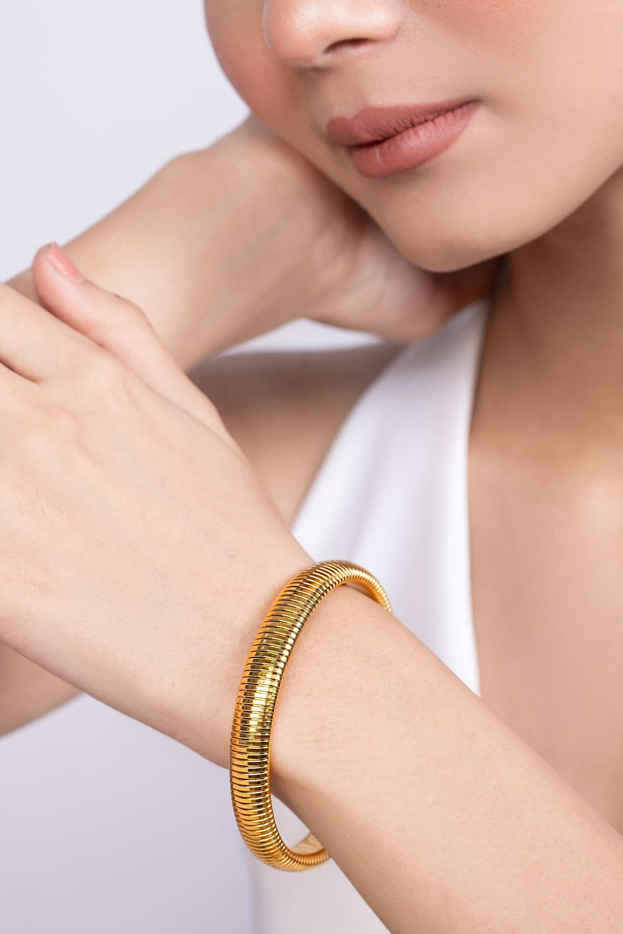 Textured Gold Bangle Bracelet - Kaoribyshreya
