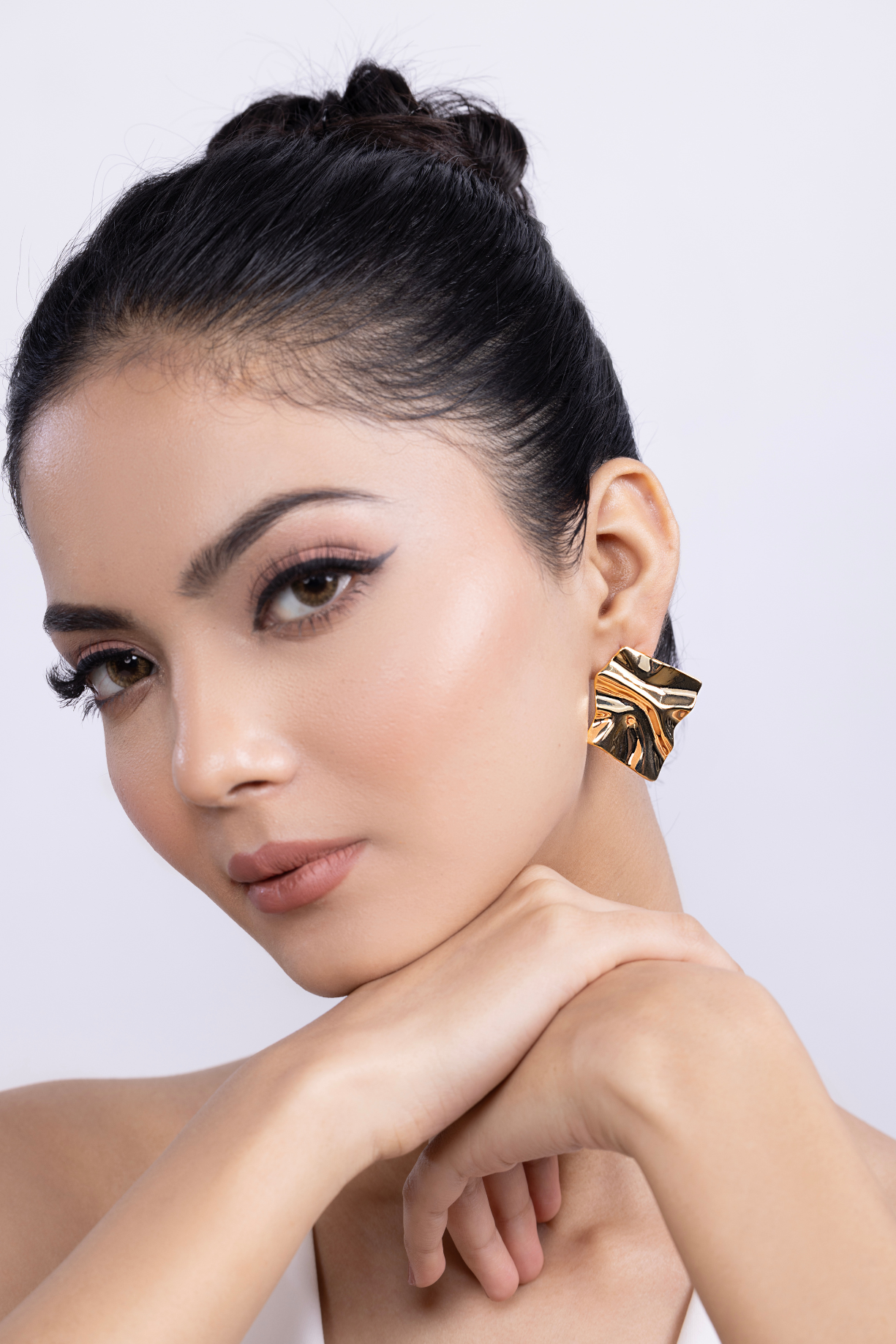 Textured Slant Square Earring - Kaoribyshreya