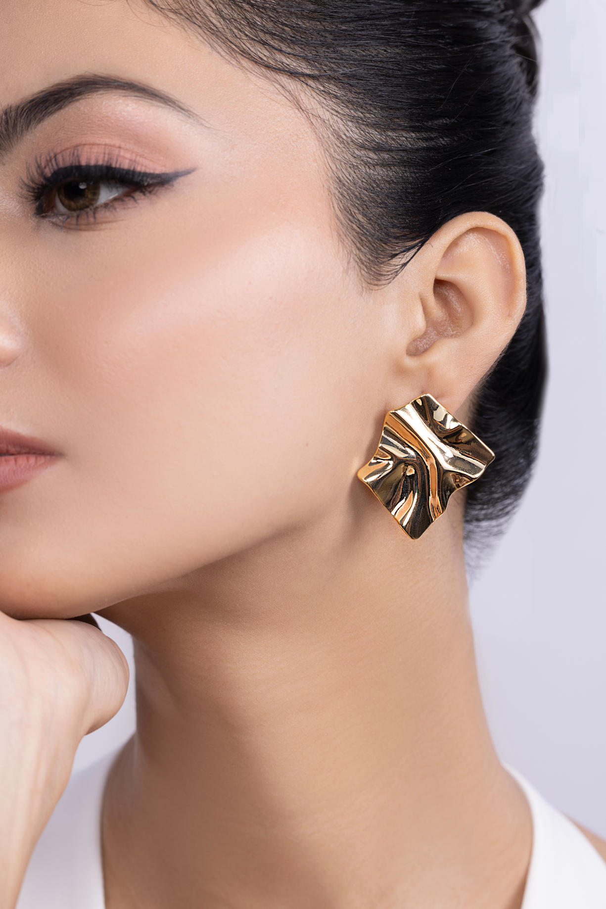 Textured Slant Square Earring - Kaoribyshreya