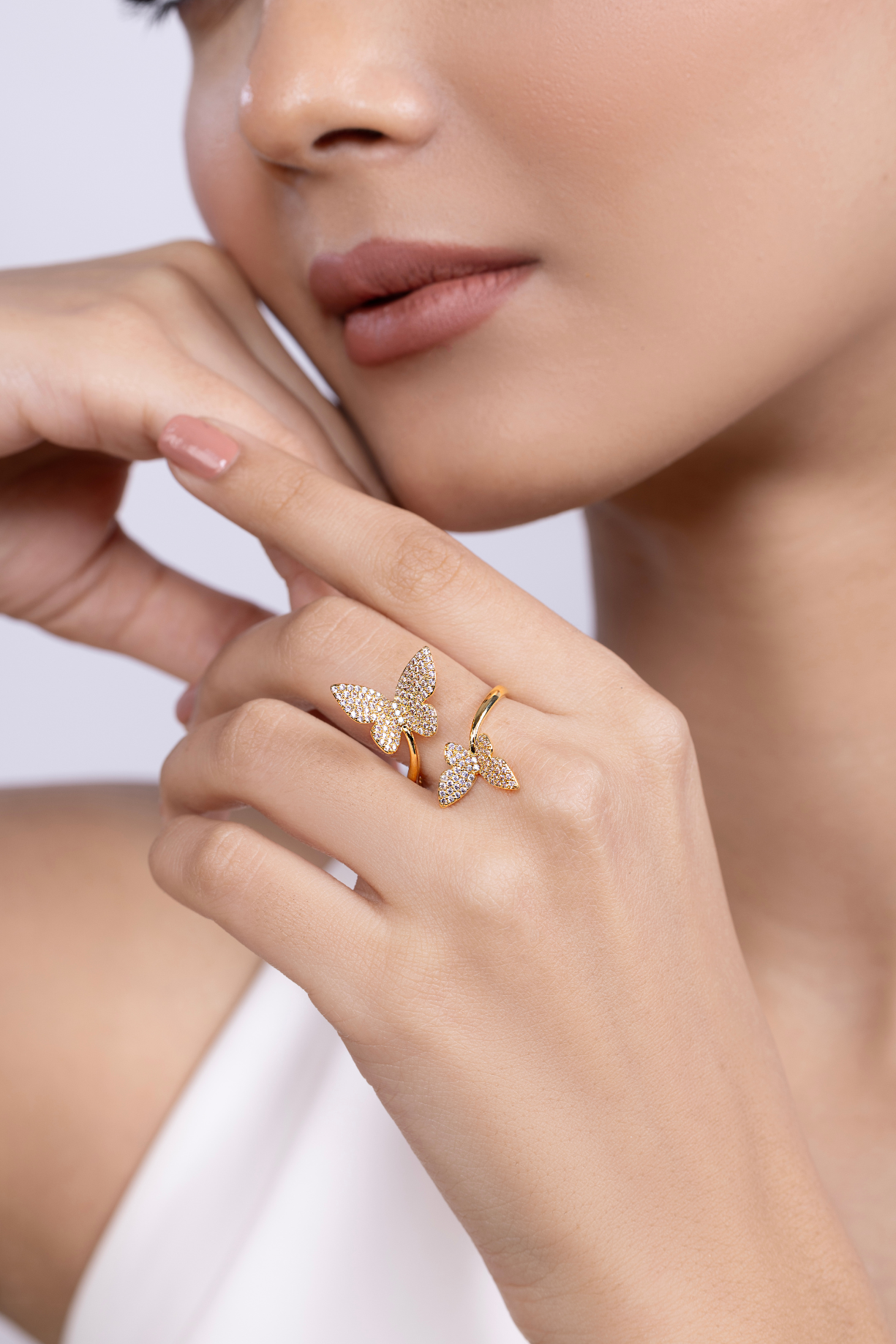 Hug Stone Studded Butterfly Ring - Kaoribyshreya