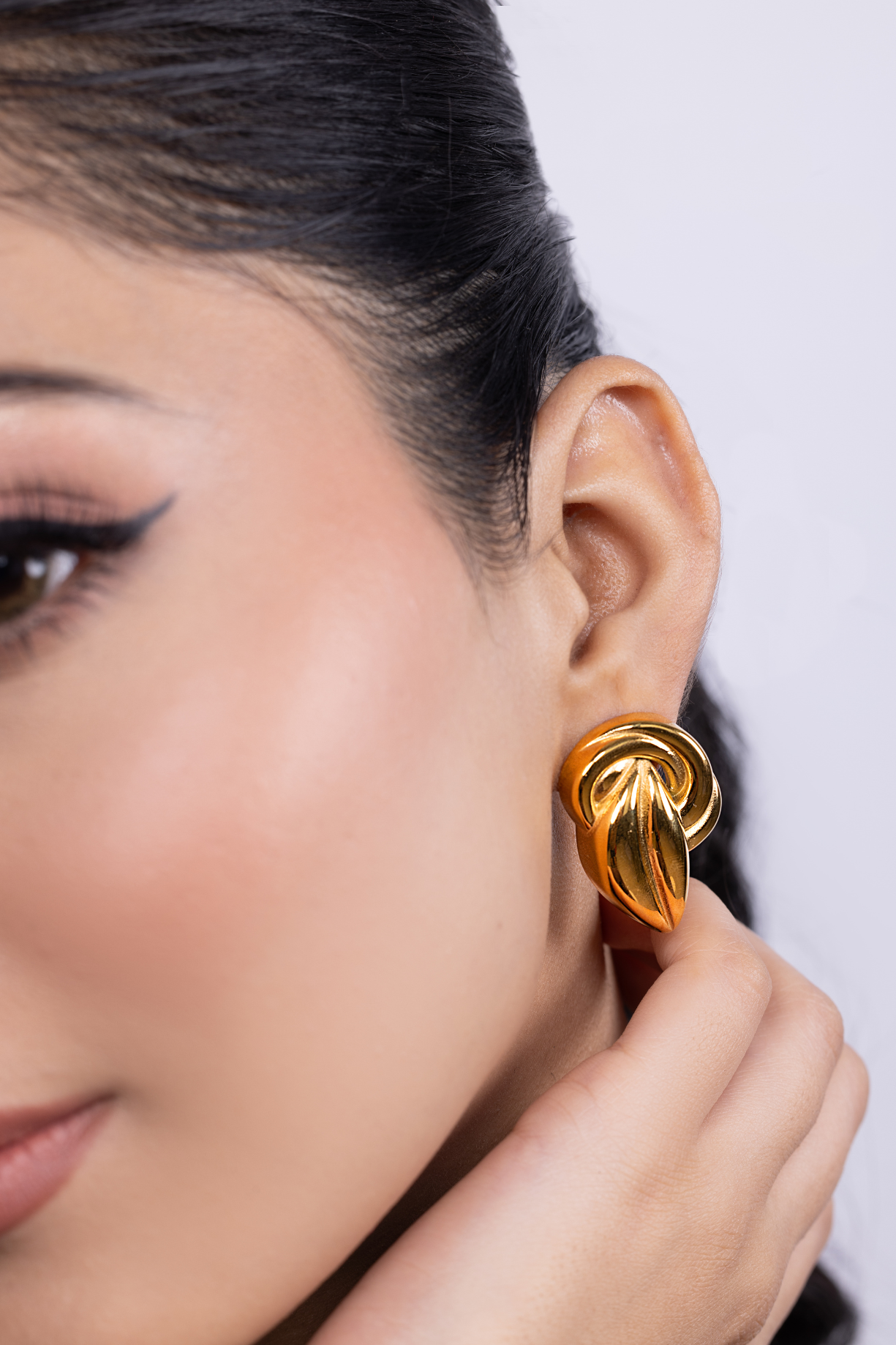 Twisted Bean Earrings - Kaoribyshreya