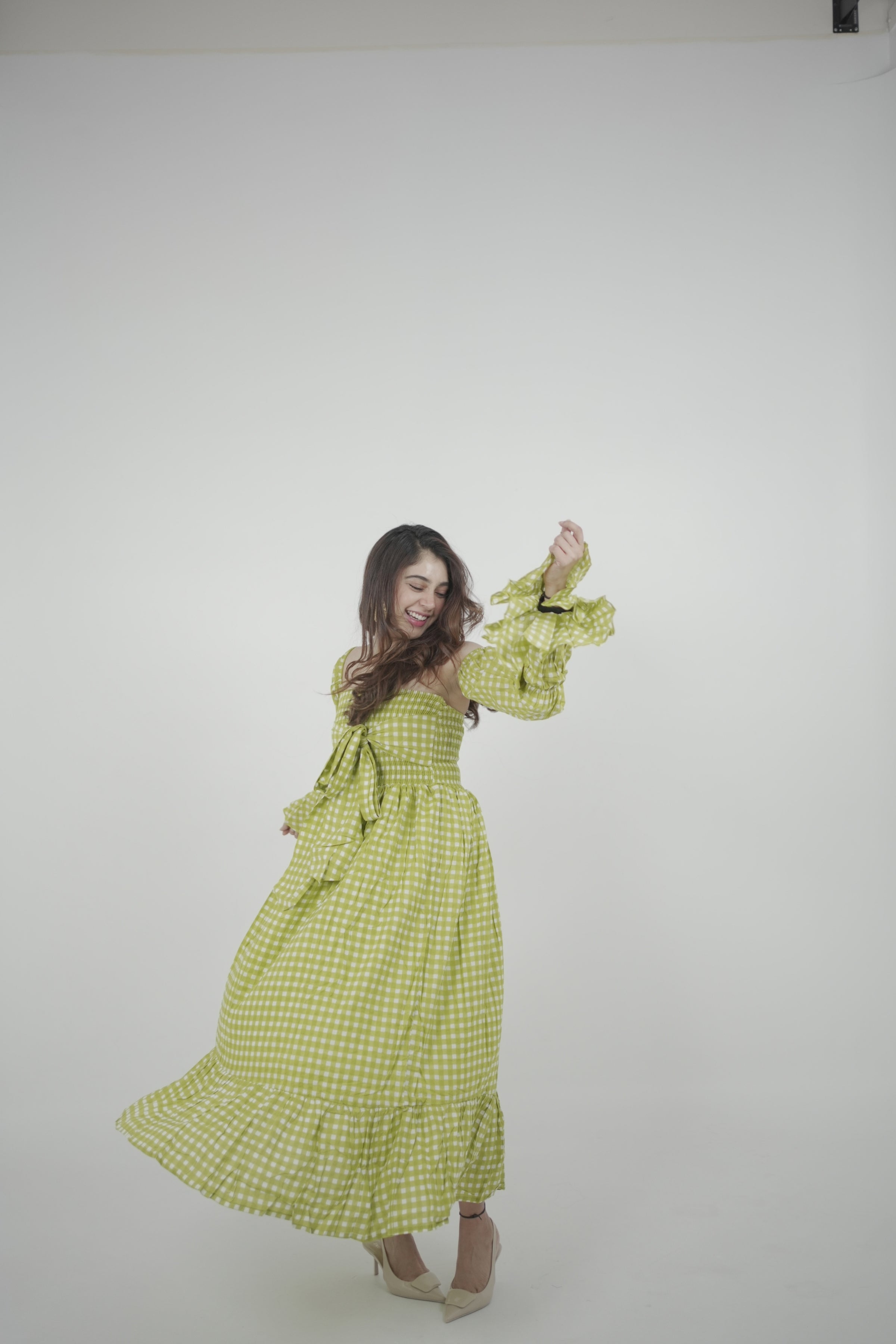 Green Checks 3 Way Styling Volume Sleeves Midi Dress - Kaoribyshreya