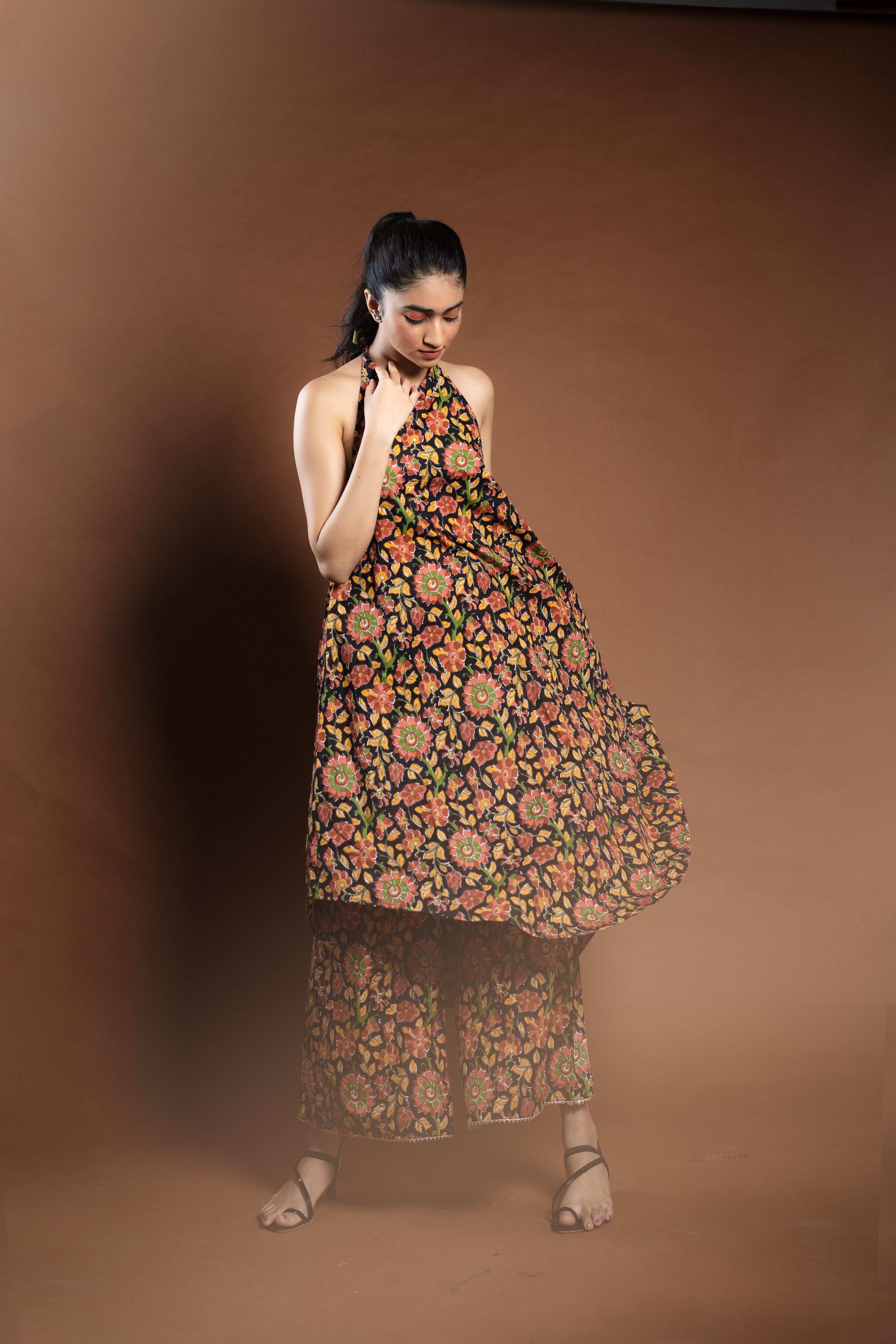 Evening Blue Halter Neck Kurta With Flared Pants - Kaoribyshreya