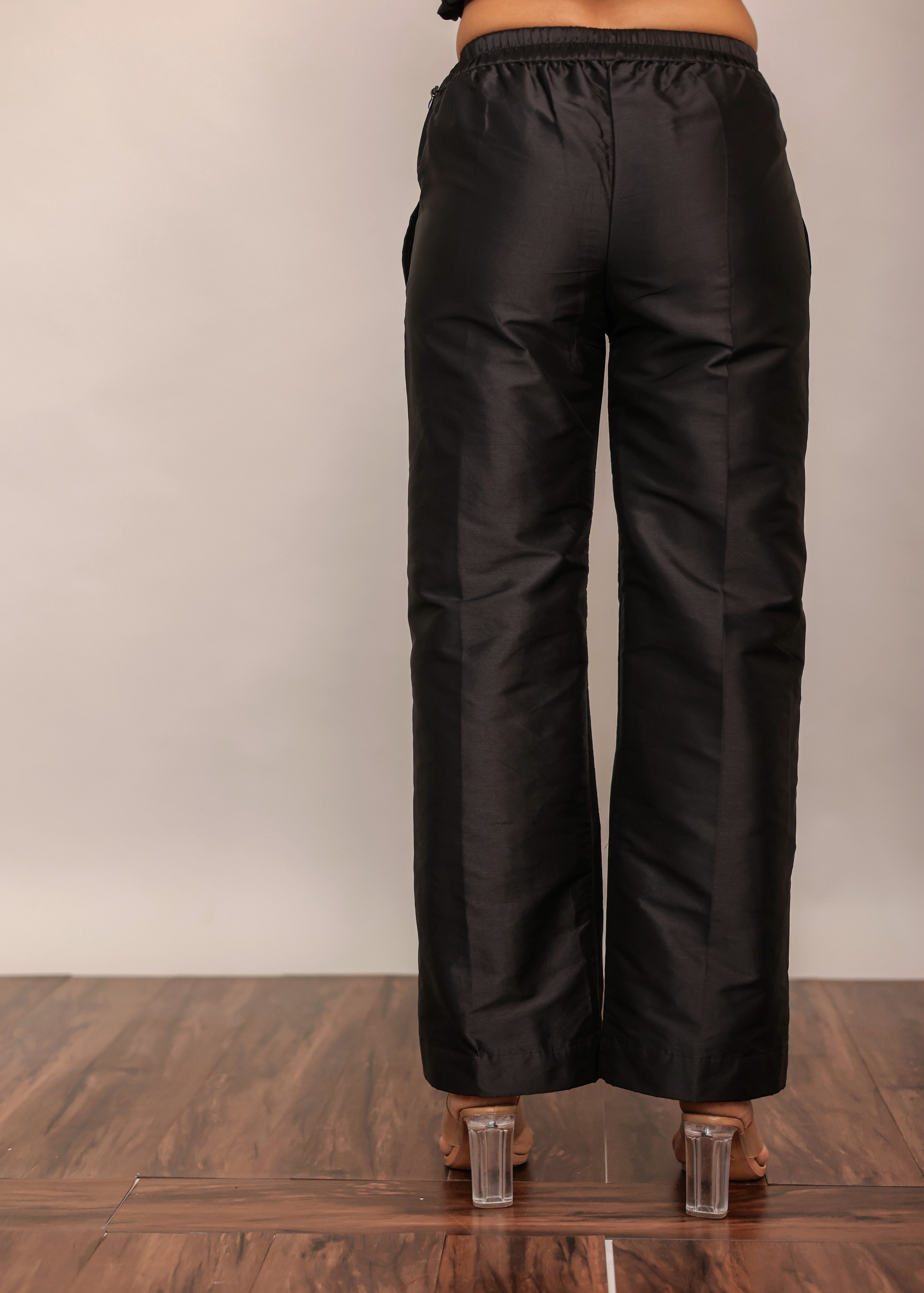 Black Solid Relaxed Pant with 2 Pockets and Elastic Belt in Back - Kaoribyshreya