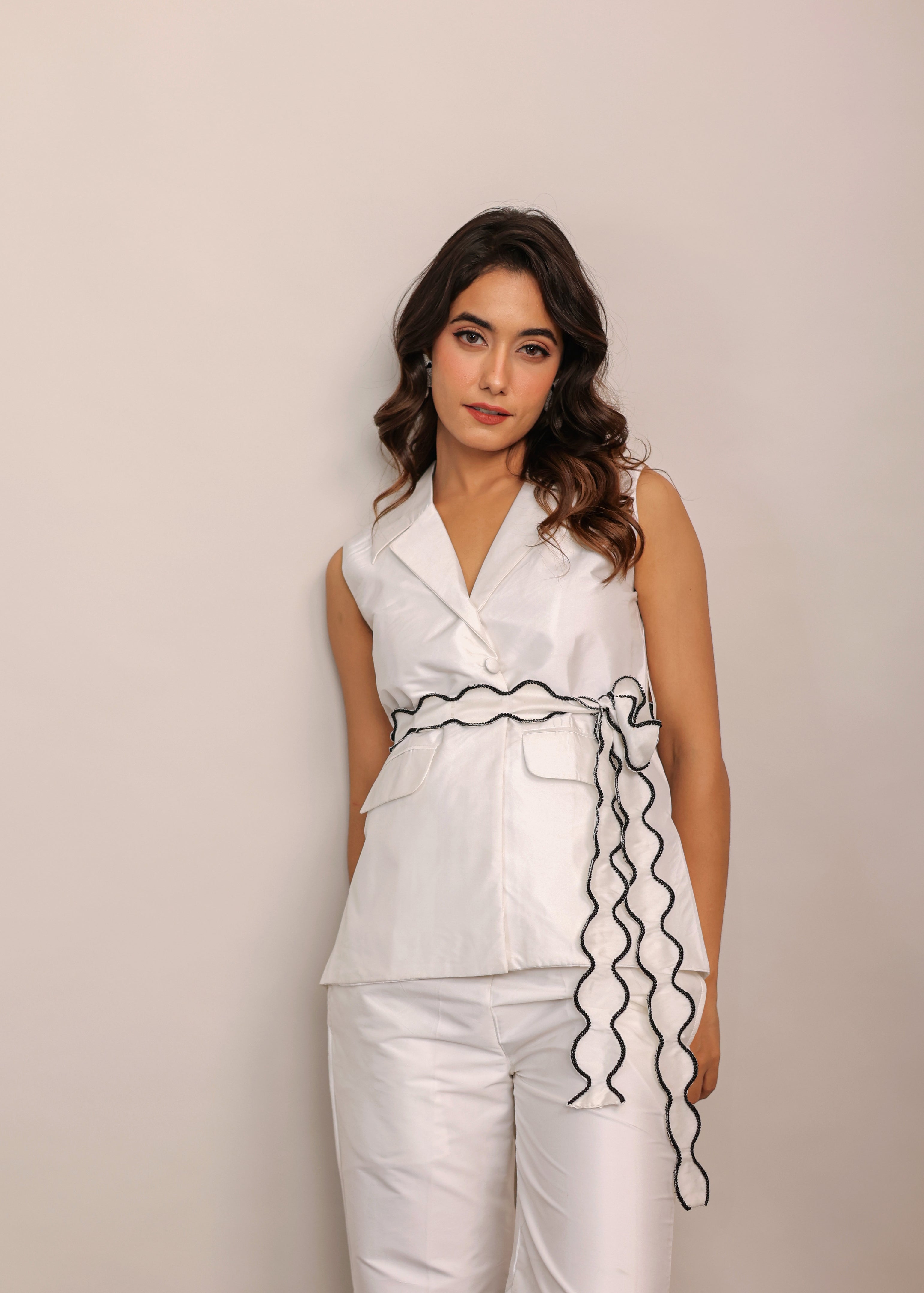 White Solid Relaxed Top with Waist Tie Up Belt and 2 Pockets - Kaoribyshreya