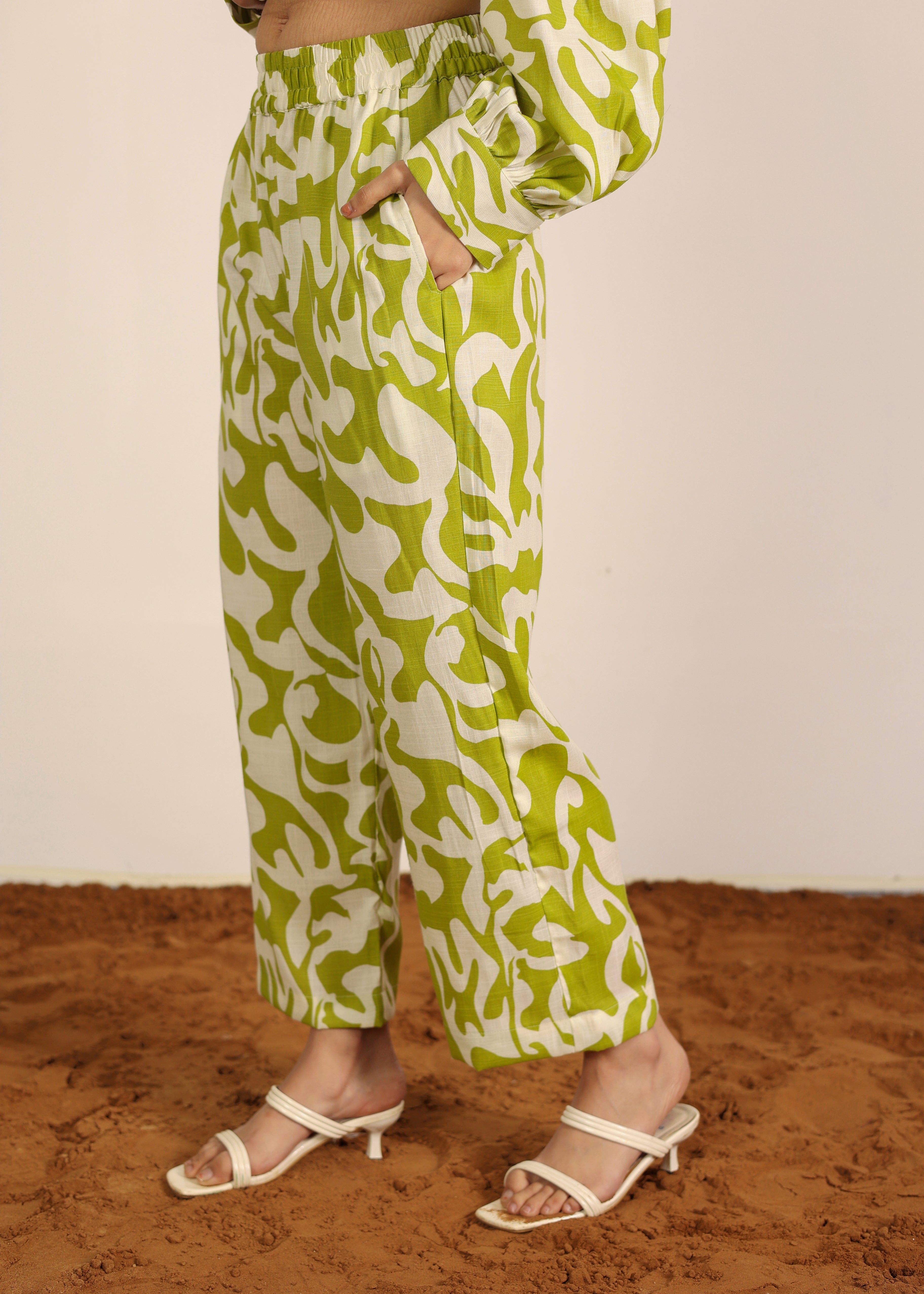 Green and White Cotton Linen Blend Geometric Pants Full Elastic Waist Trouser - Kaoribyshreya