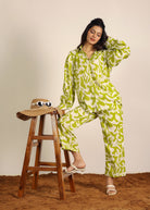 Green and White Cotton Linen Blend Geometric Pants Full Elastic Waist Trouser - Kaoribyshreya
