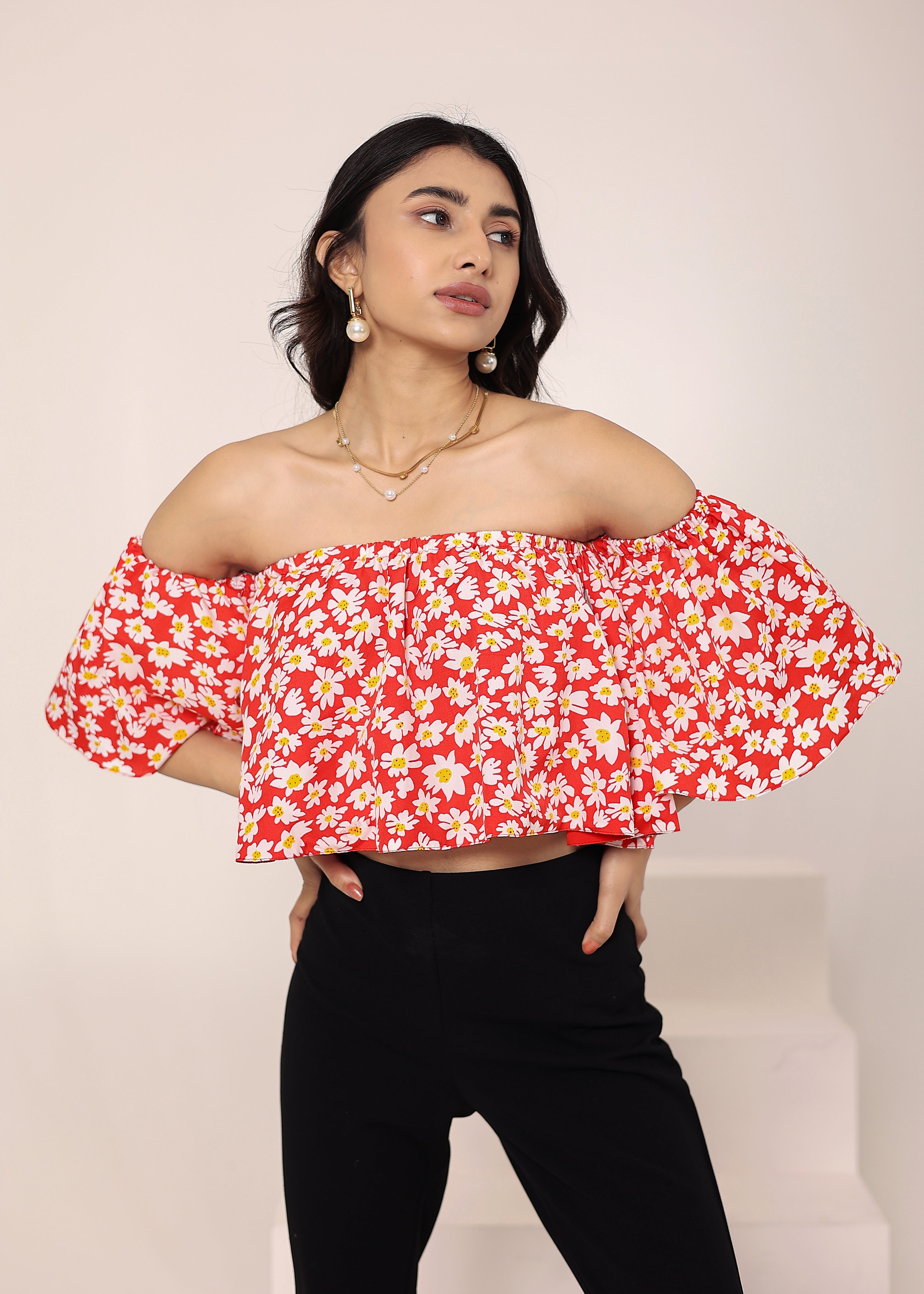 Red Floral Print Off-Shoulder Crop Top - Kaoribyshreya