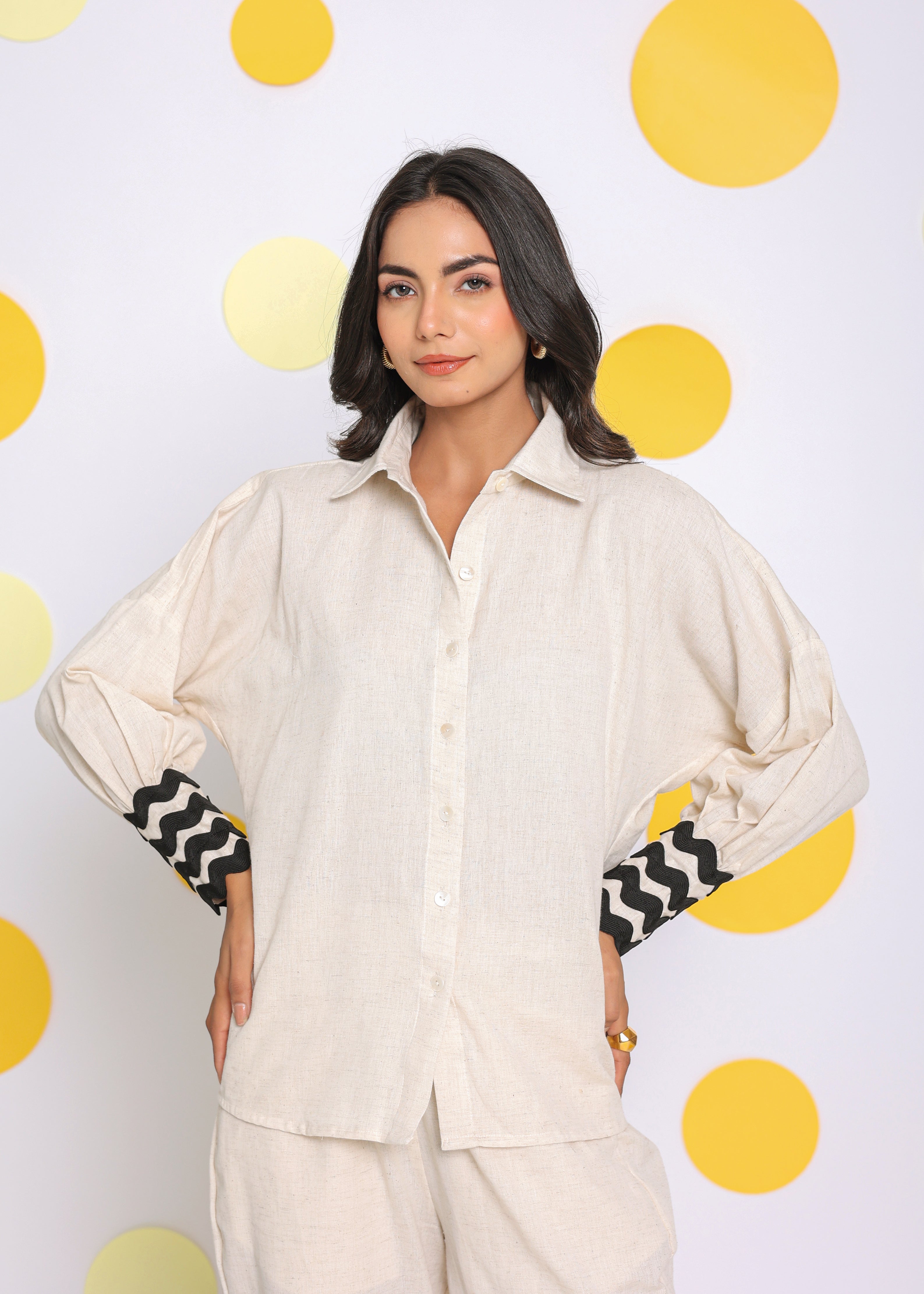Off White Zig Zag Lace Detail Summer Relaxed Collared Linen Shirt - Kaoribyshreya