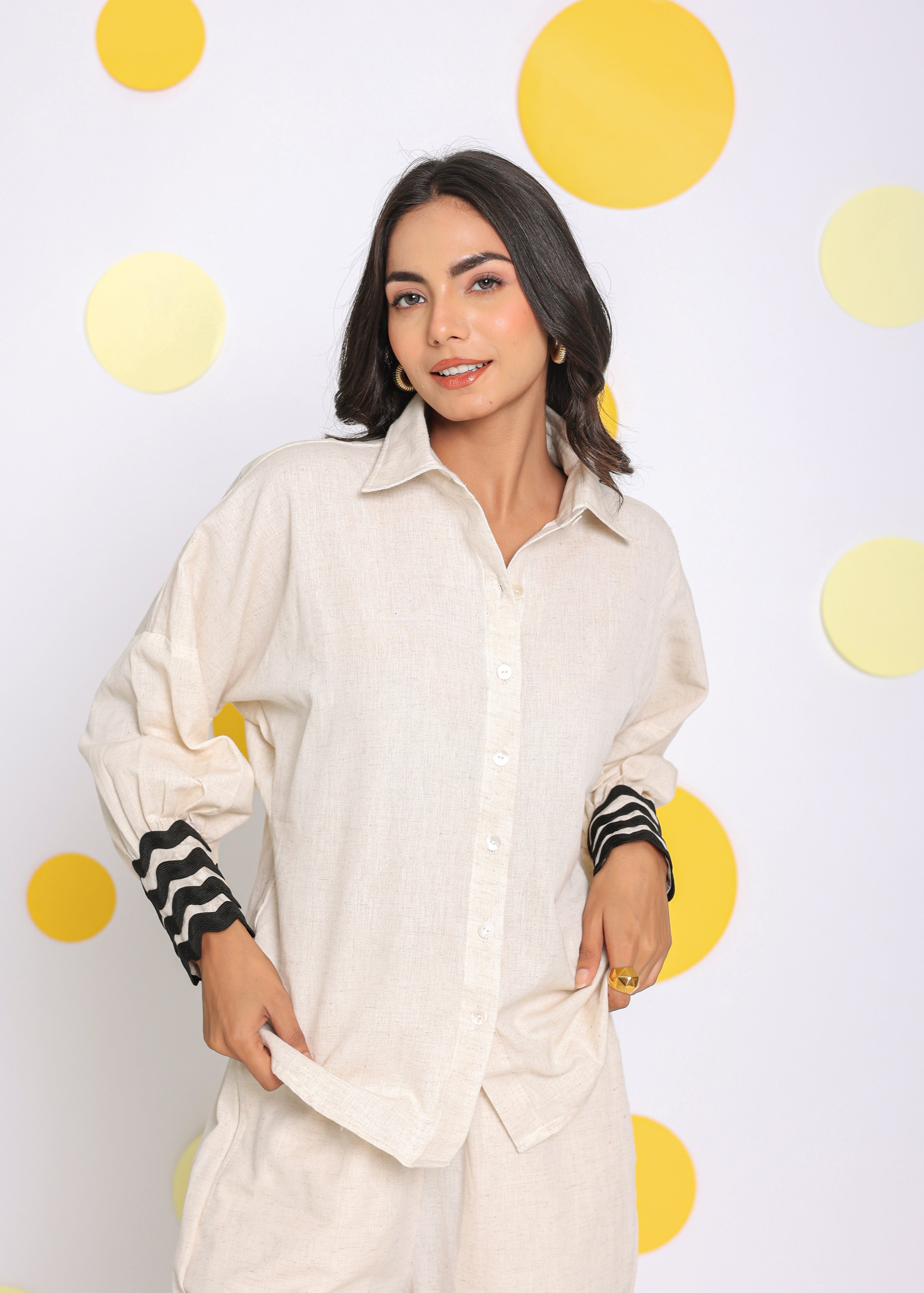 Off White Zig Zag Lace Detail Summer Relaxed Collared Linen Shirt - Kaoribyshreya