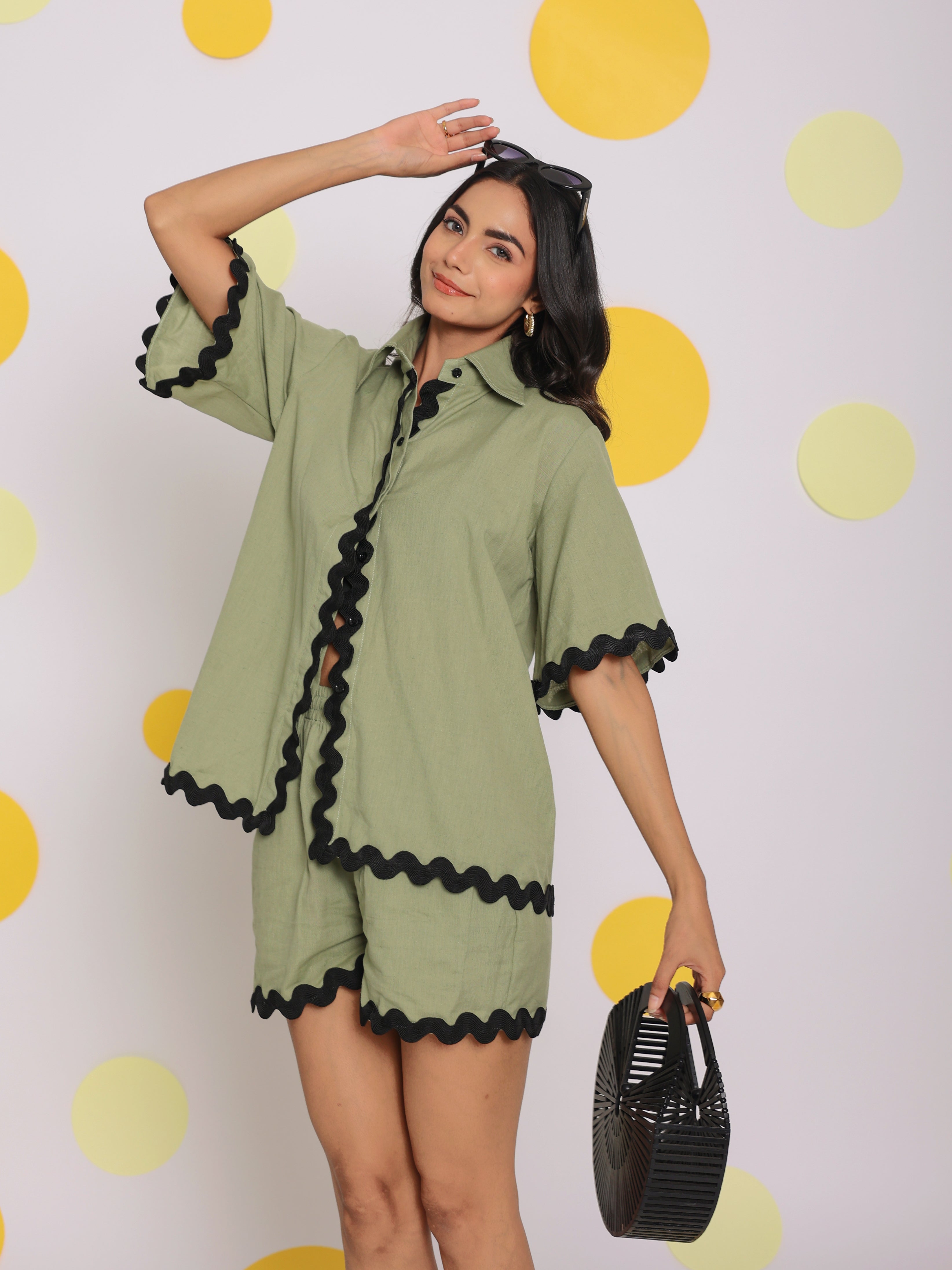 Green Zig Zag Lace Buttoned Summer Relaxed Collared Linen Shirt - Kaoribyshreya