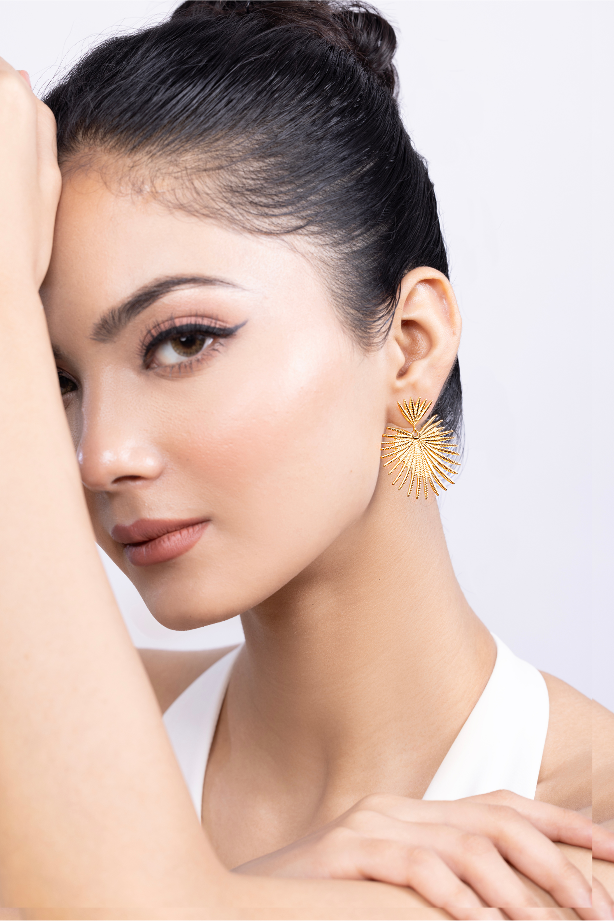 Crown Heart Shaped Earring - Kaoribyshreya