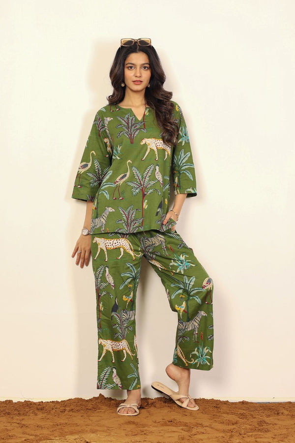Green and Multicolor Tropical Summer Print Print Two Piece Sets Kurta Style V-Neck Top and Straight Pant 100% Cotton Co-ord Set