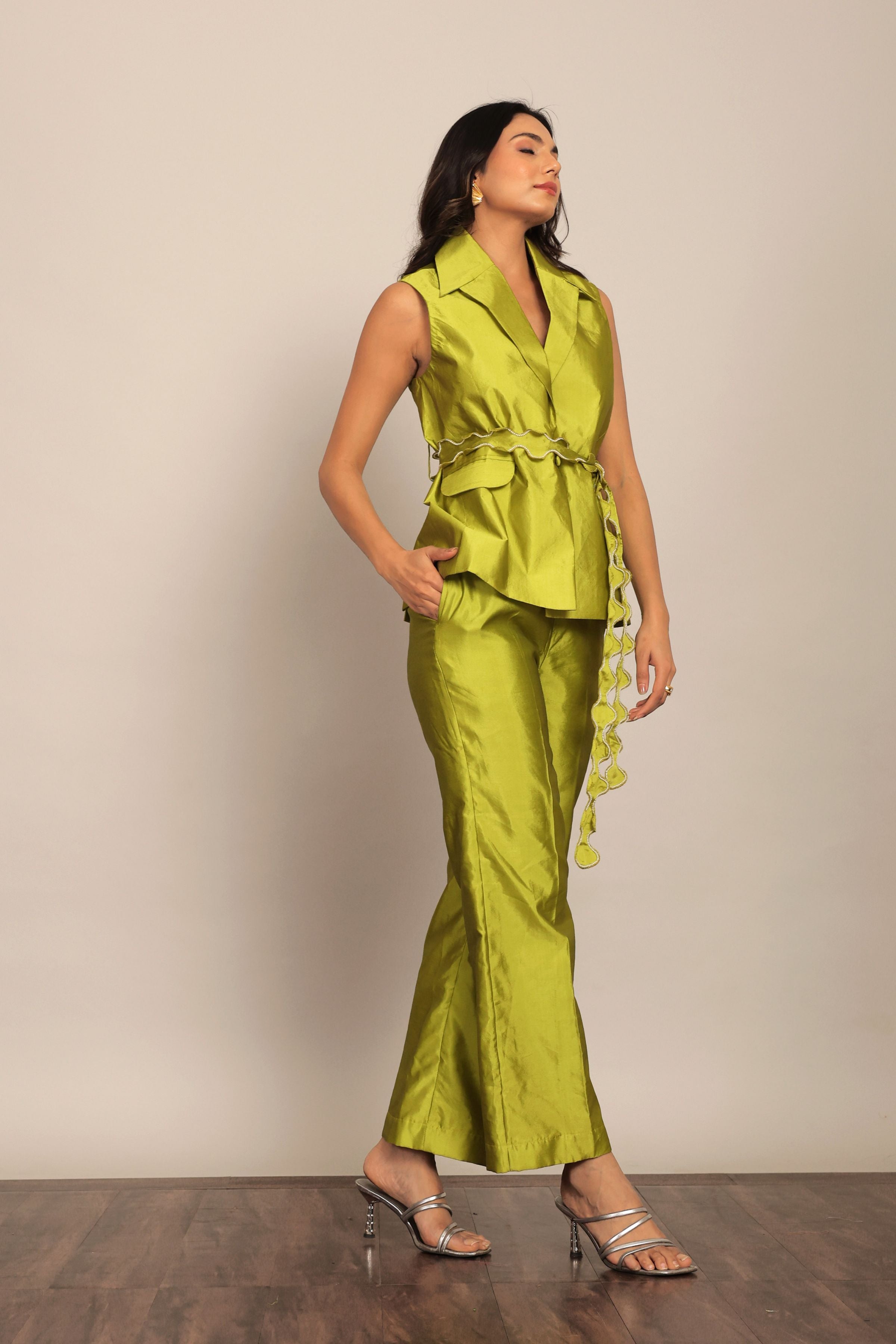 Green Solid Western Cord-Set Top and Pant With Waist Tie Up Belt - Kaoribyshreya
