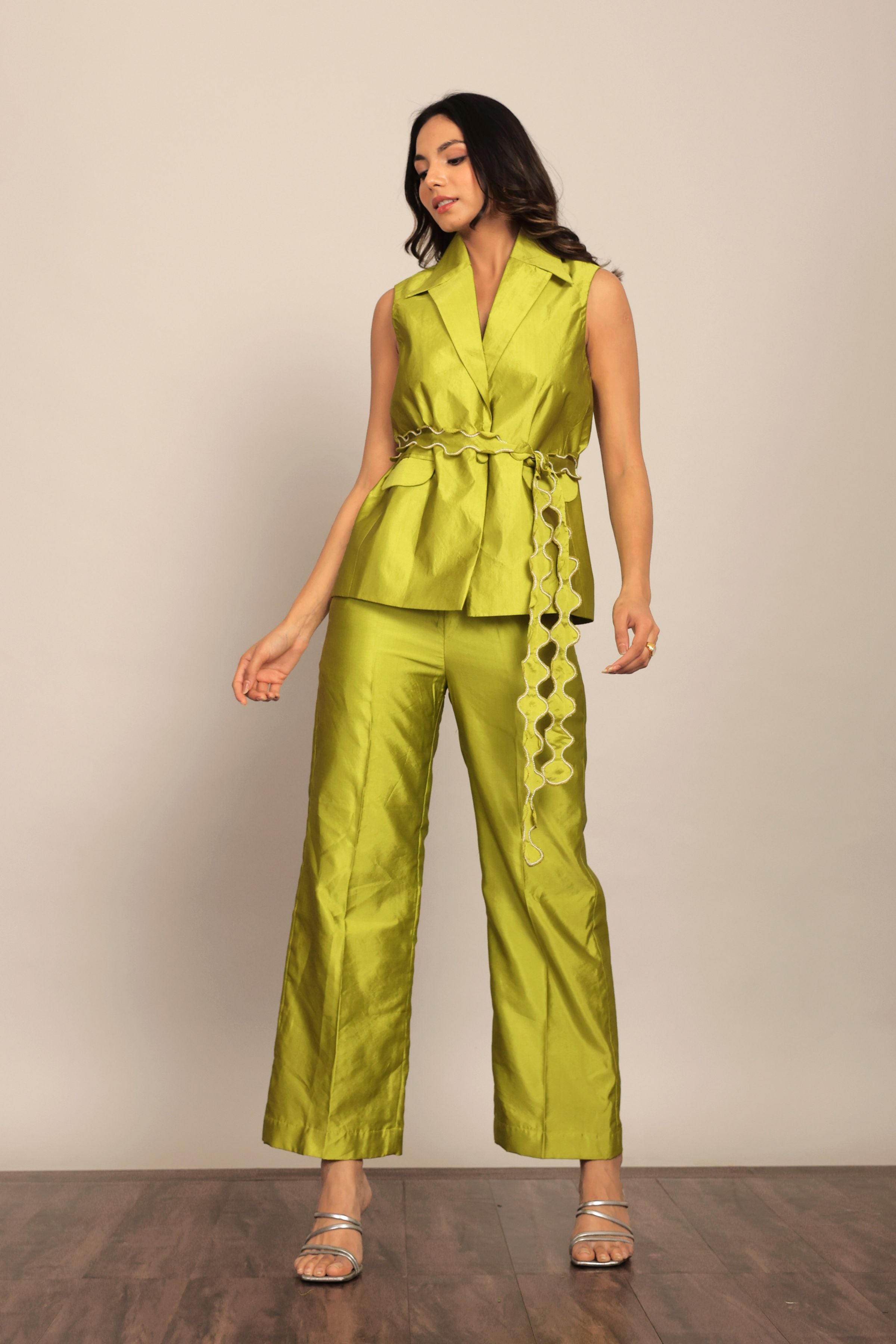 Green Solid Western Cord-Set Top and Pant With Waist Tie Up Belt - Kaoribyshreya
