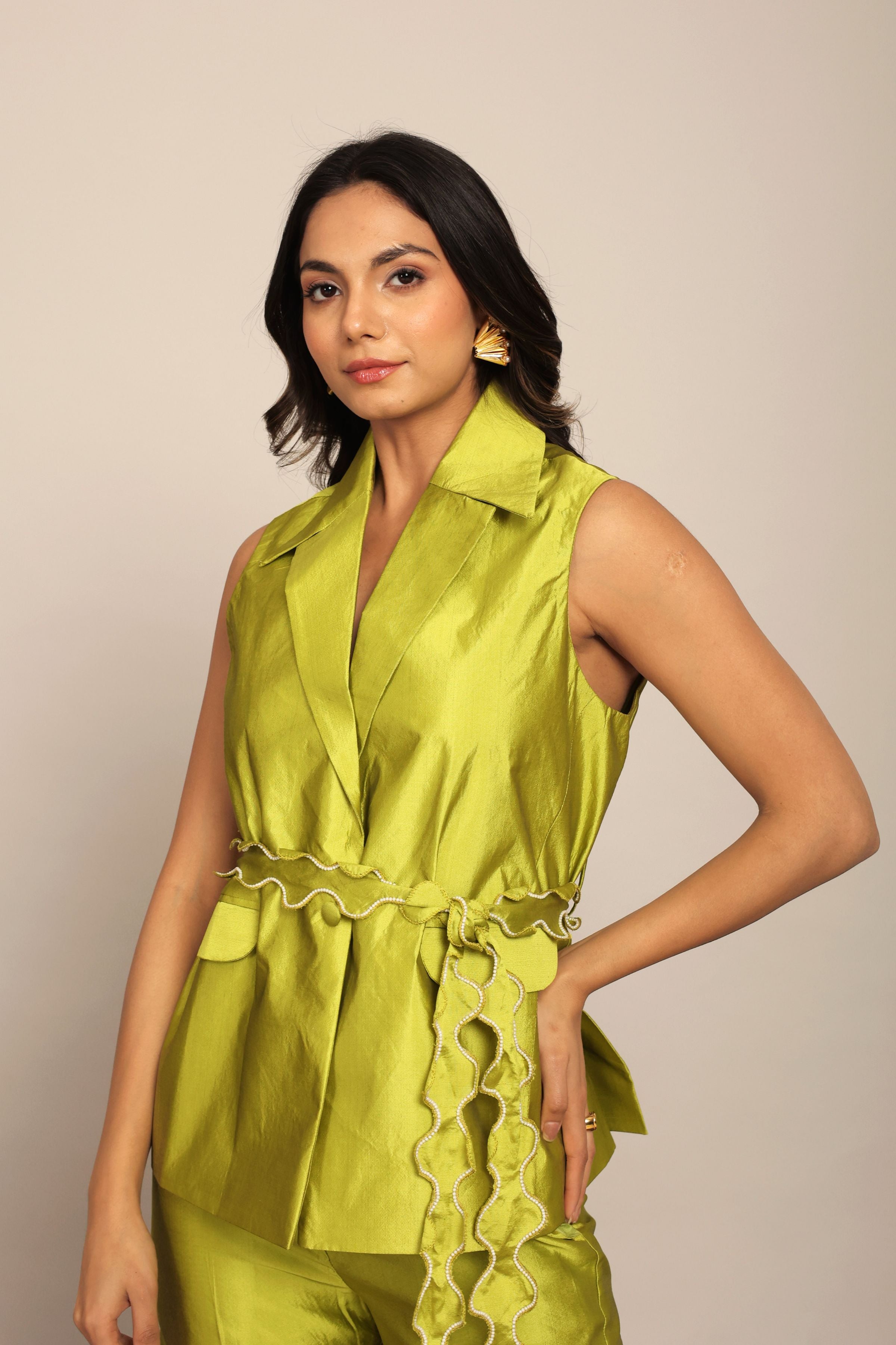 Green Solid Western Cord-Set Top and Pant With Waist Tie Up Belt - Kaoribyshreya