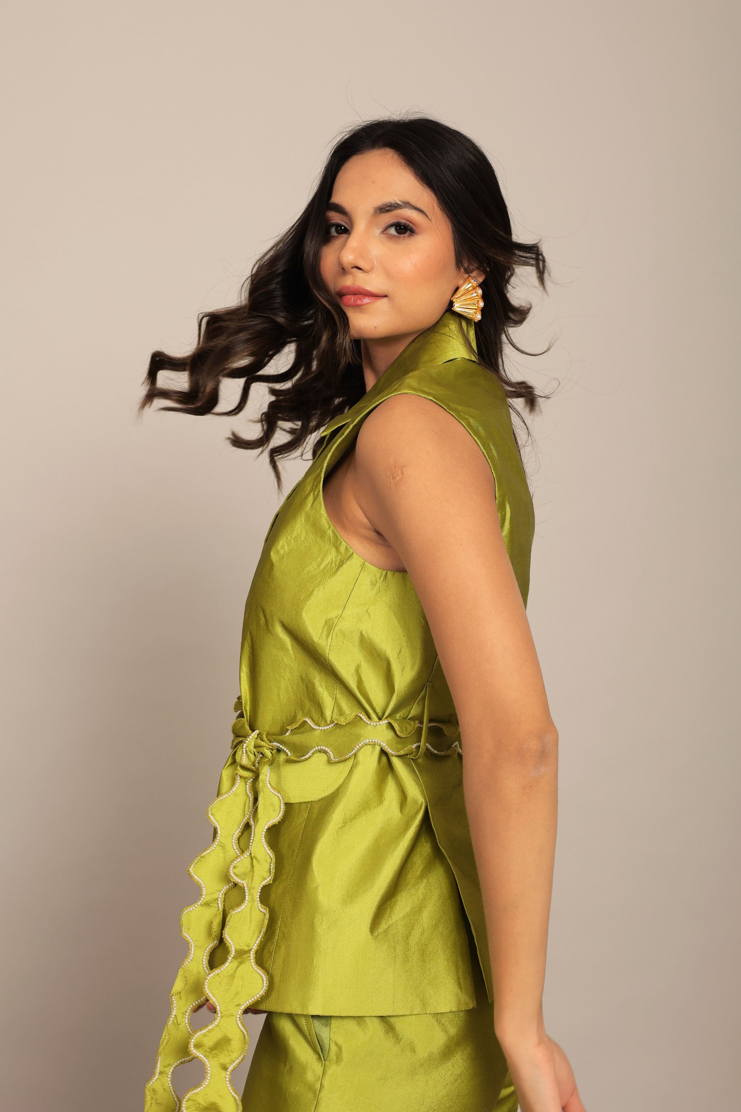 Green Solid Western Cord-Set Top and Pant With Waist Tie Up Belt - Kaoribyshreya