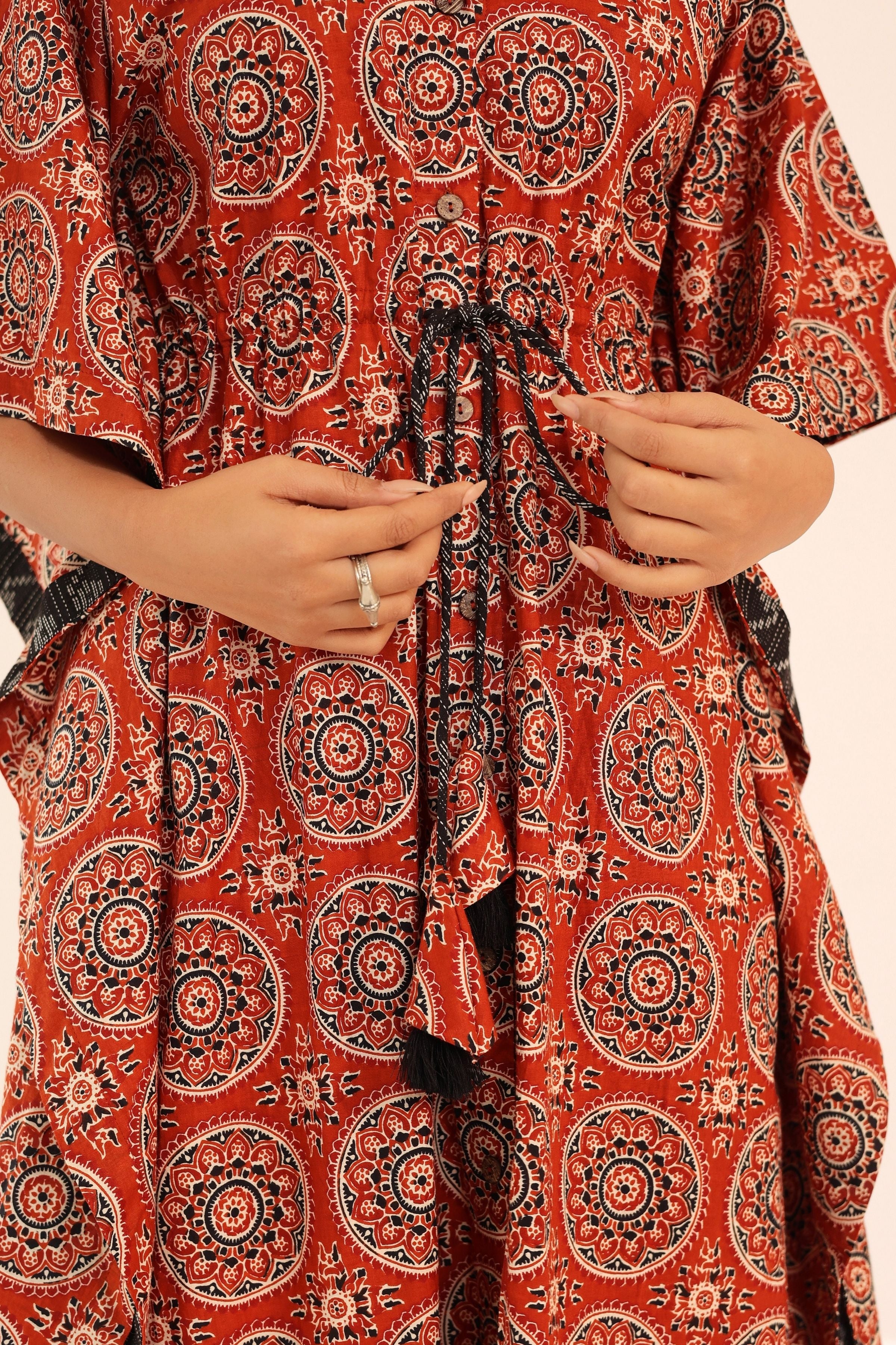 Brown Printed Relaxed Kaftan Kurta With Waist Dori - Kaoribyshreya