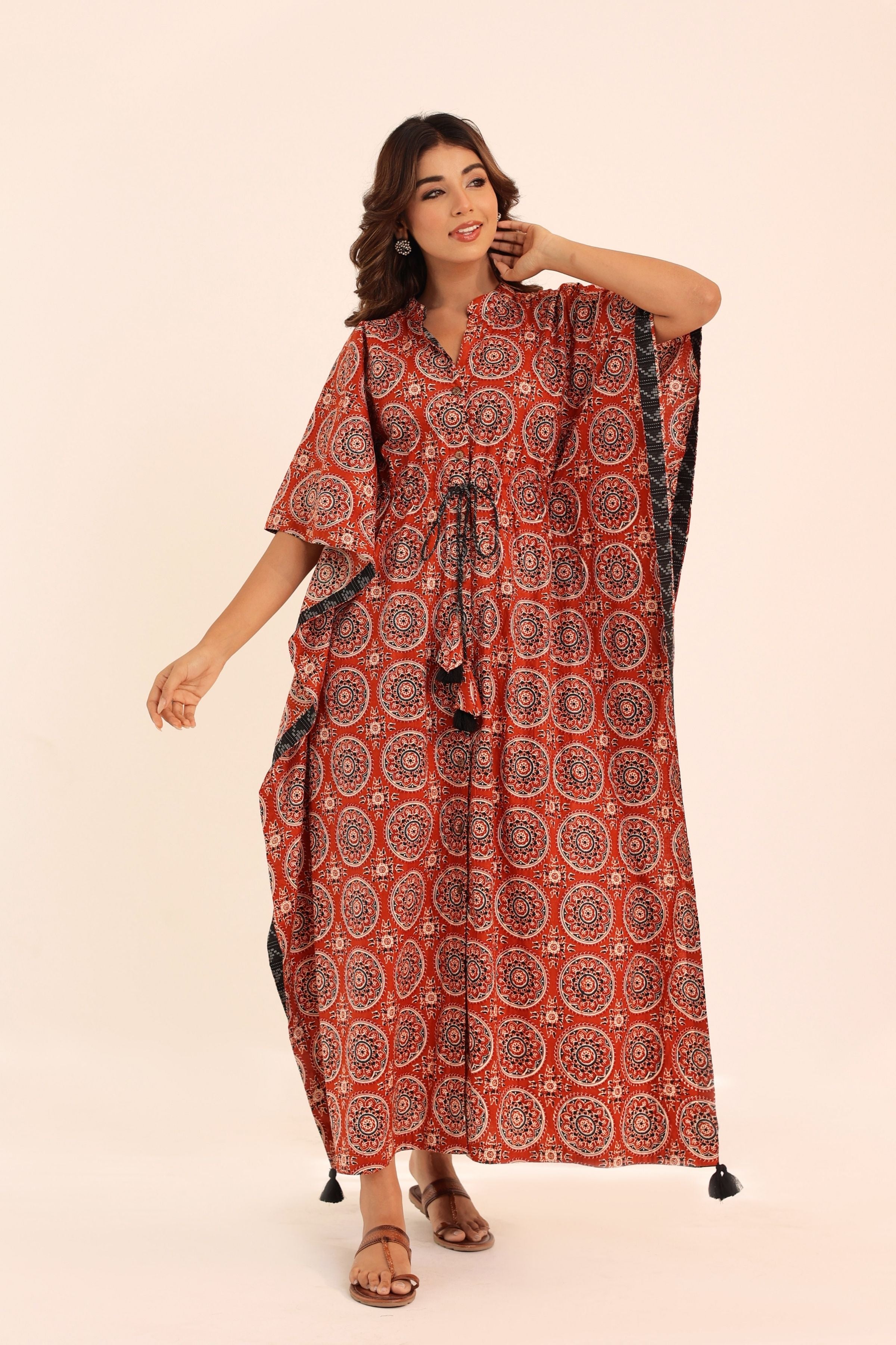 Brown Printed Relaxed Kaftan Kurta With Waist Dori - Kaoribyshreya