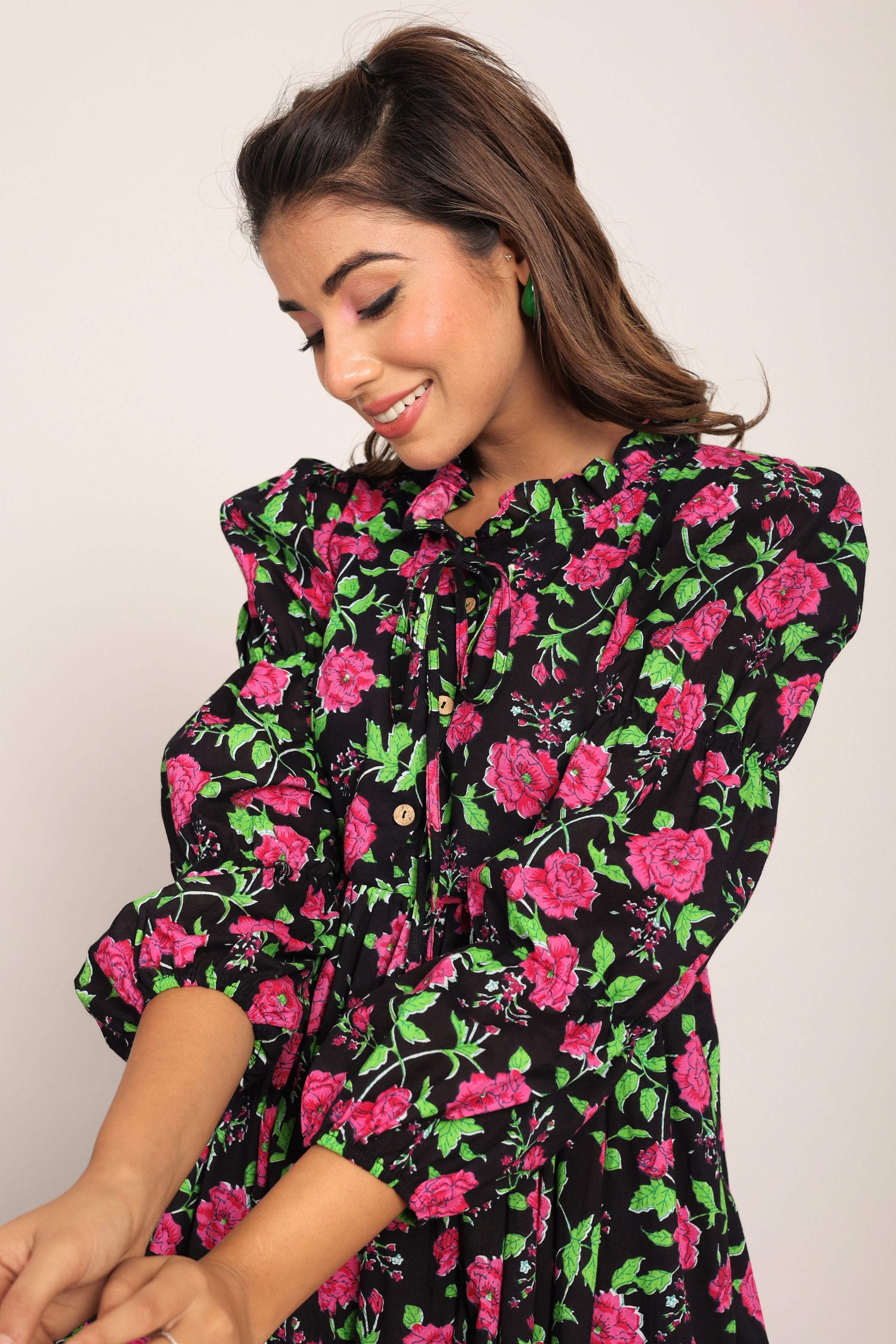 Multicolor Floral Collar Neckline Maxi Dress - Kaoribyshreya