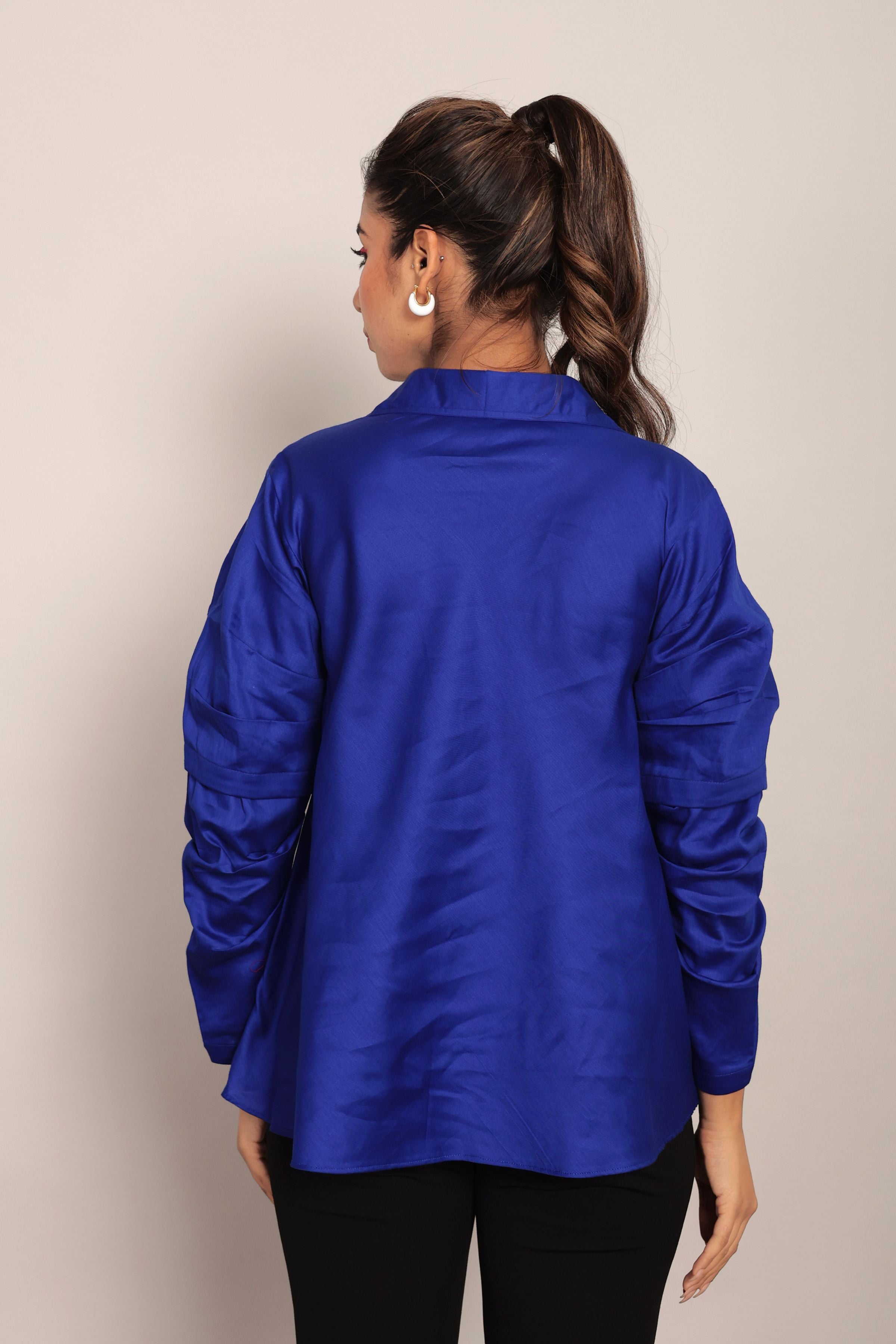 Blue Solid Summer Relaxed Top With Collar Neckline - Kaoribyshreya