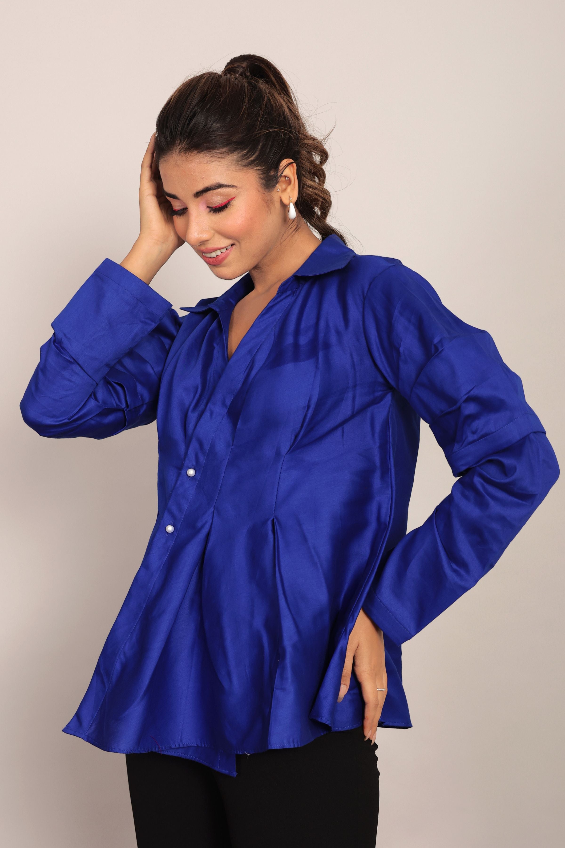 Blue Solid Summer Relaxed Top With Collar Neckline - Kaoribyshreya