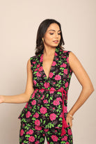 Black Multicolor Floral Printed Relaxed Top with Collar - Kaoribyshreya