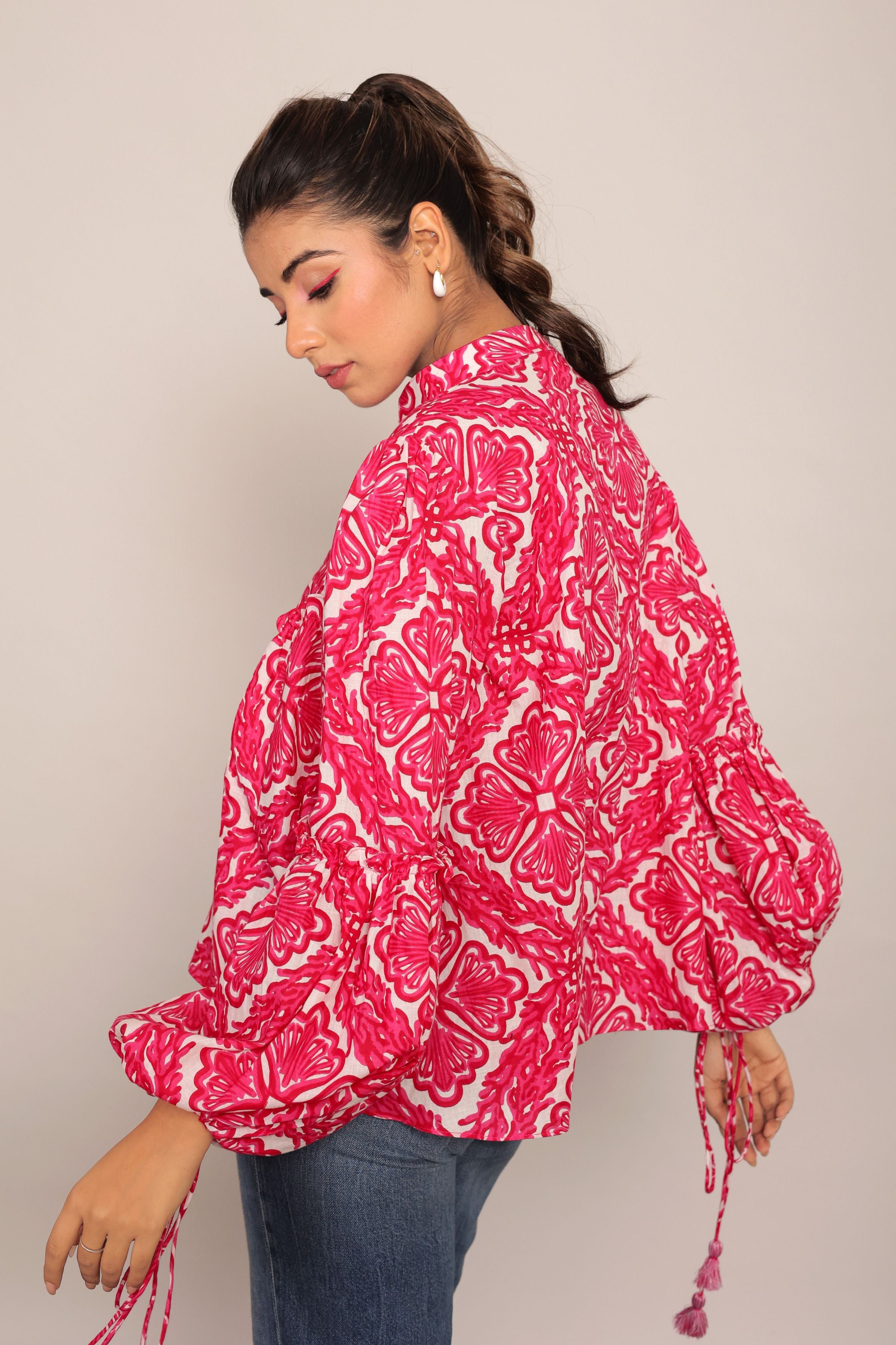 Pink and White Floral Summer Relaxed Top With Collar Neckline - Kaoribyshreya
