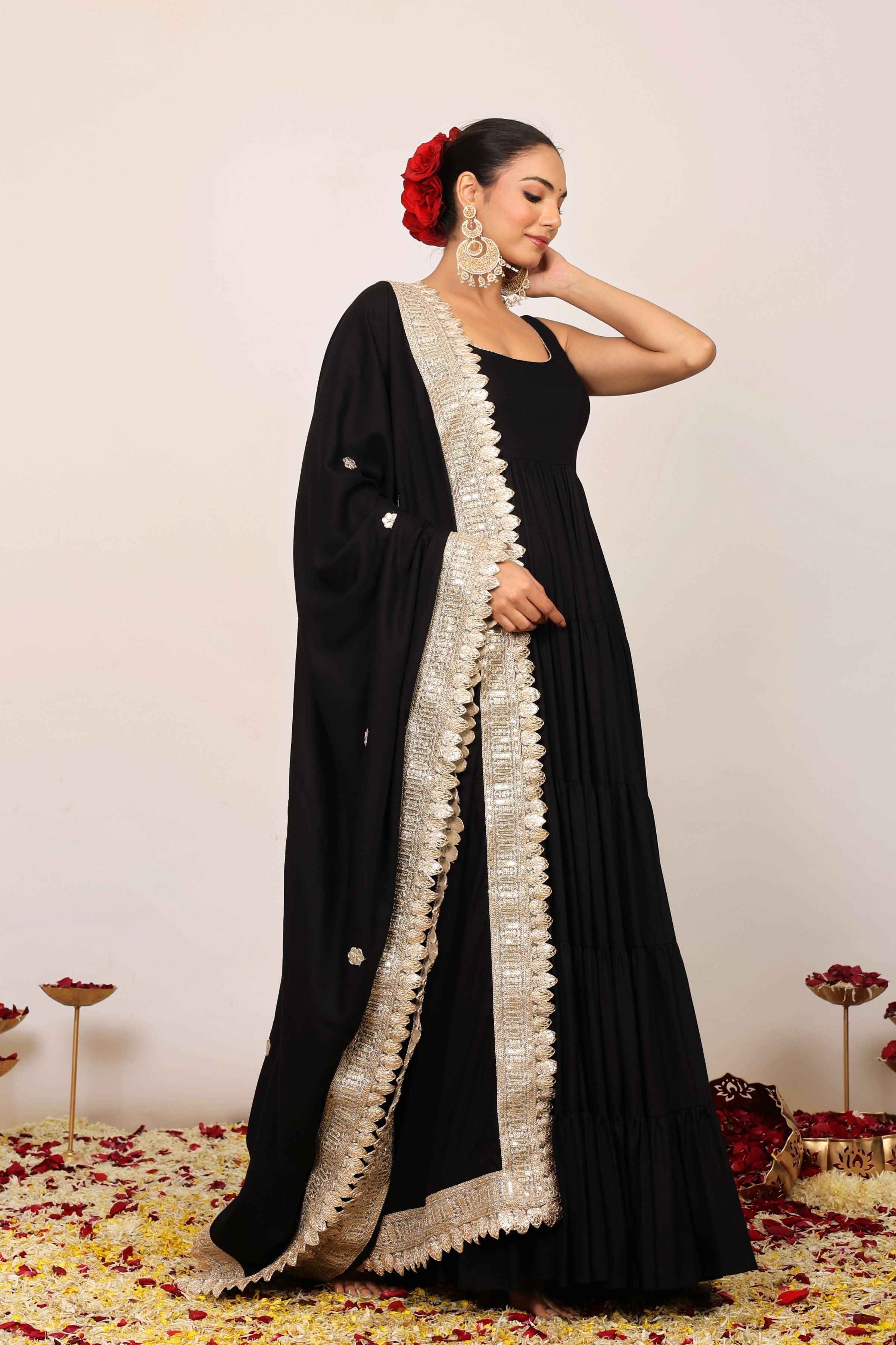 Black Solid Anarkali Kurta Set Paired With Dupatta having Gota Work at Border - Kaoribyshreya