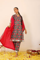 Floral Printed Multicolor Kurta Set Paired With Pant and Pink Dupatta - Kaoribyshreya