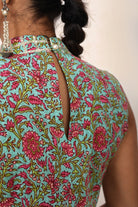 Multicolor Floral Printed Kurta Set Paired with Pant and Pink Dupatta - Kaoribyshreya