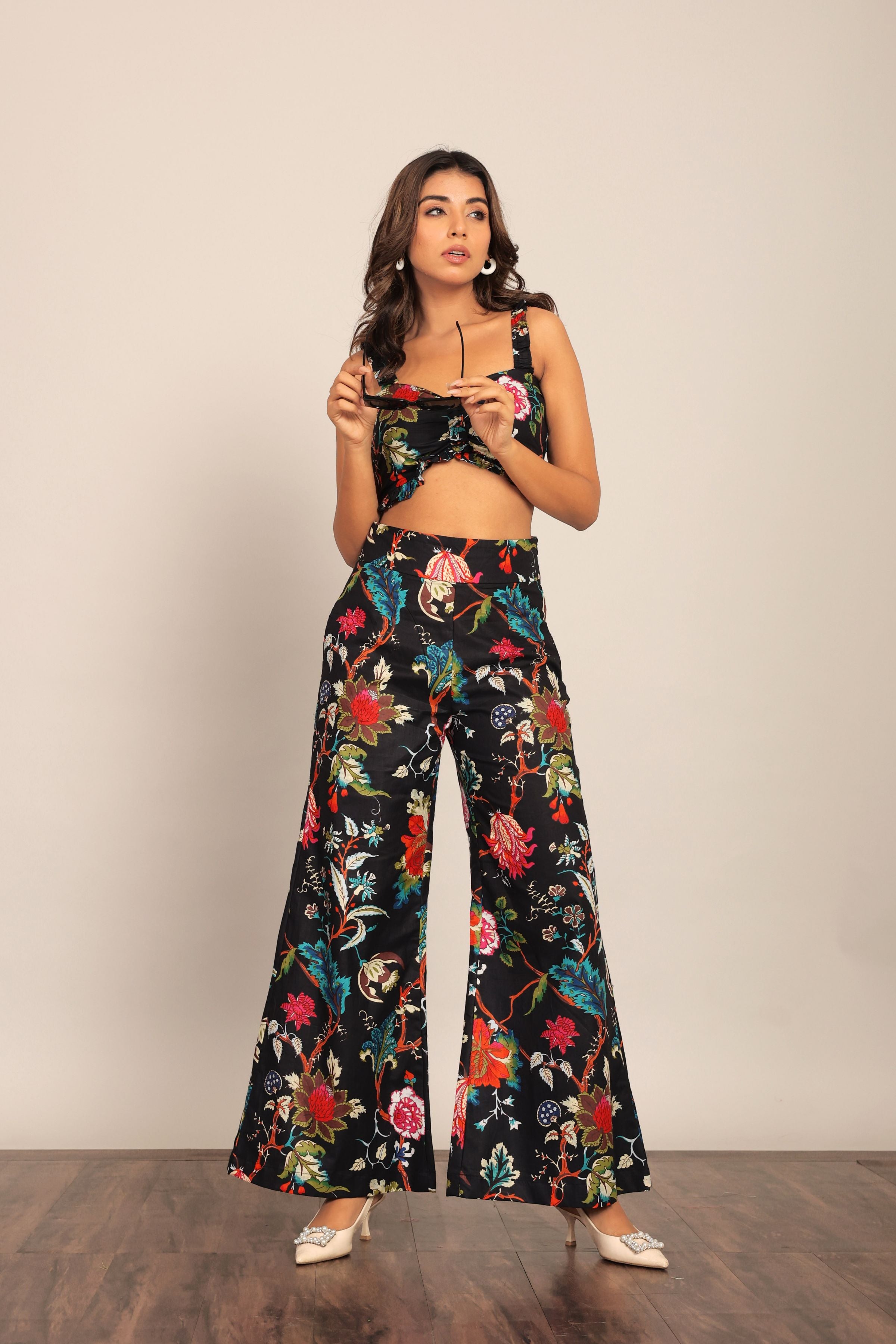 Black Multicolor Floral Printed Relaxed Pant with 2 Pockets - Kaoribyshreya