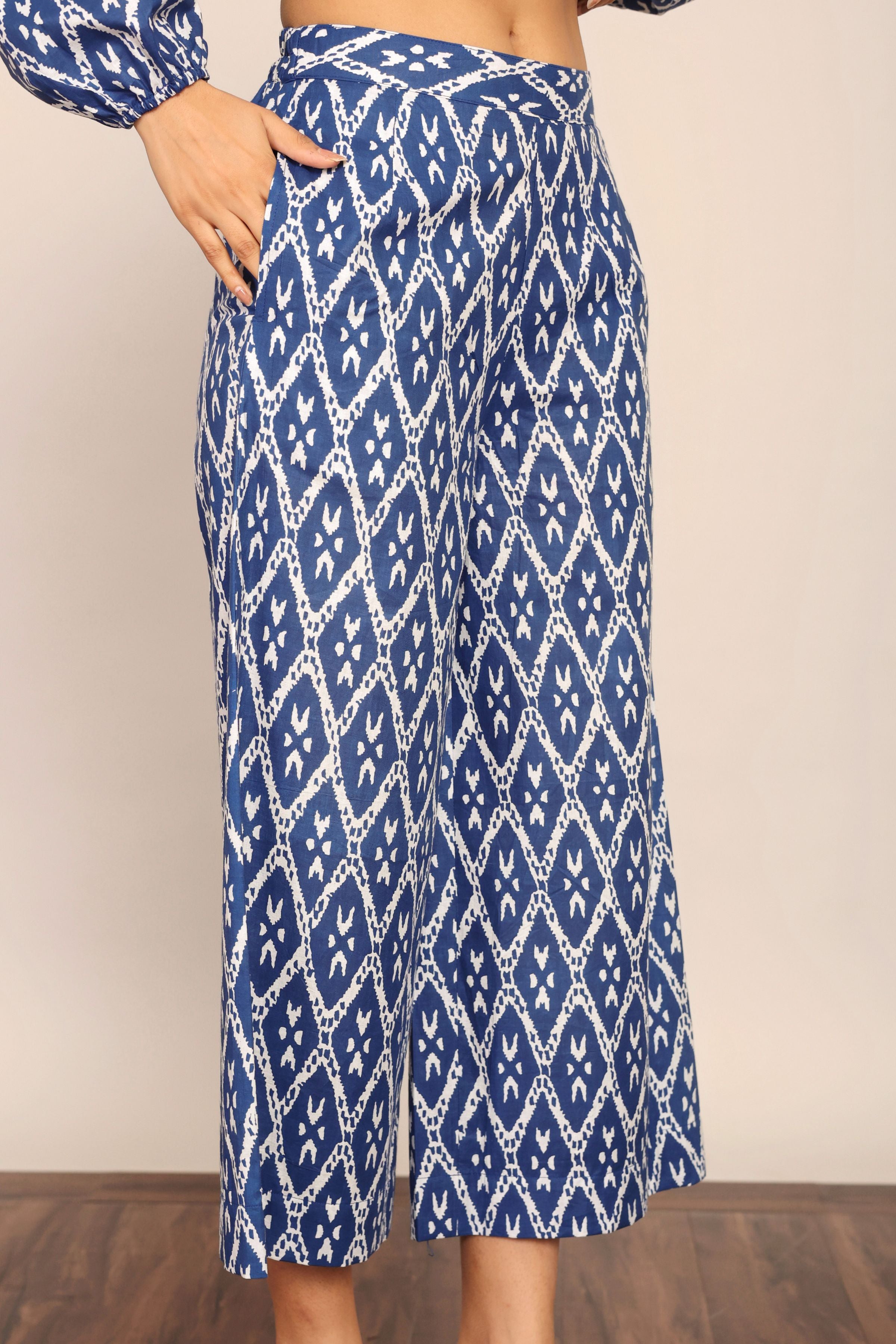 Blue and White Relaxed Pant With 2 Pockets - Kaoribyshreya