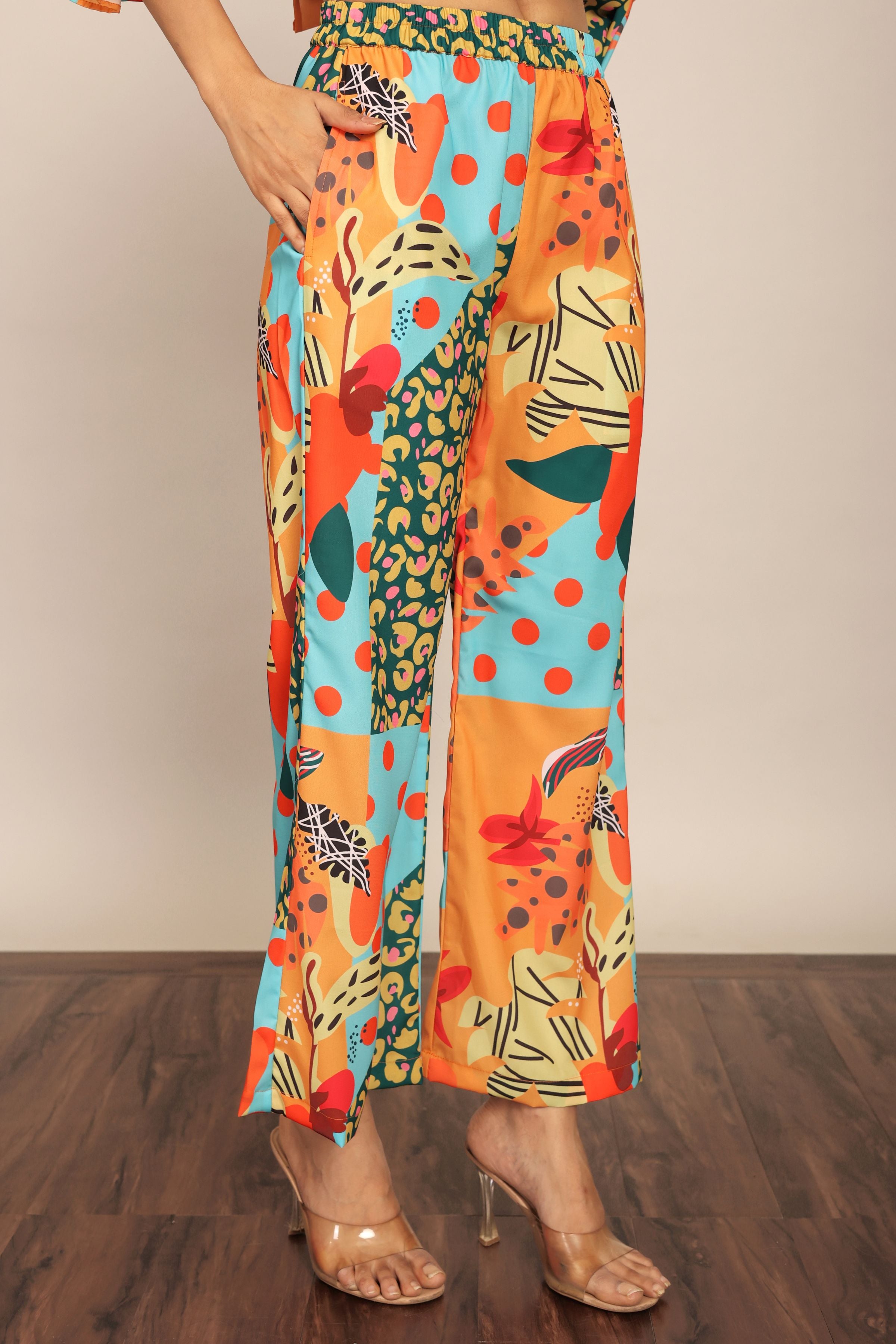 Multicolor Relaxed Pant with 2 Pockets and Full Elastic Belt - Kaoribyshreya