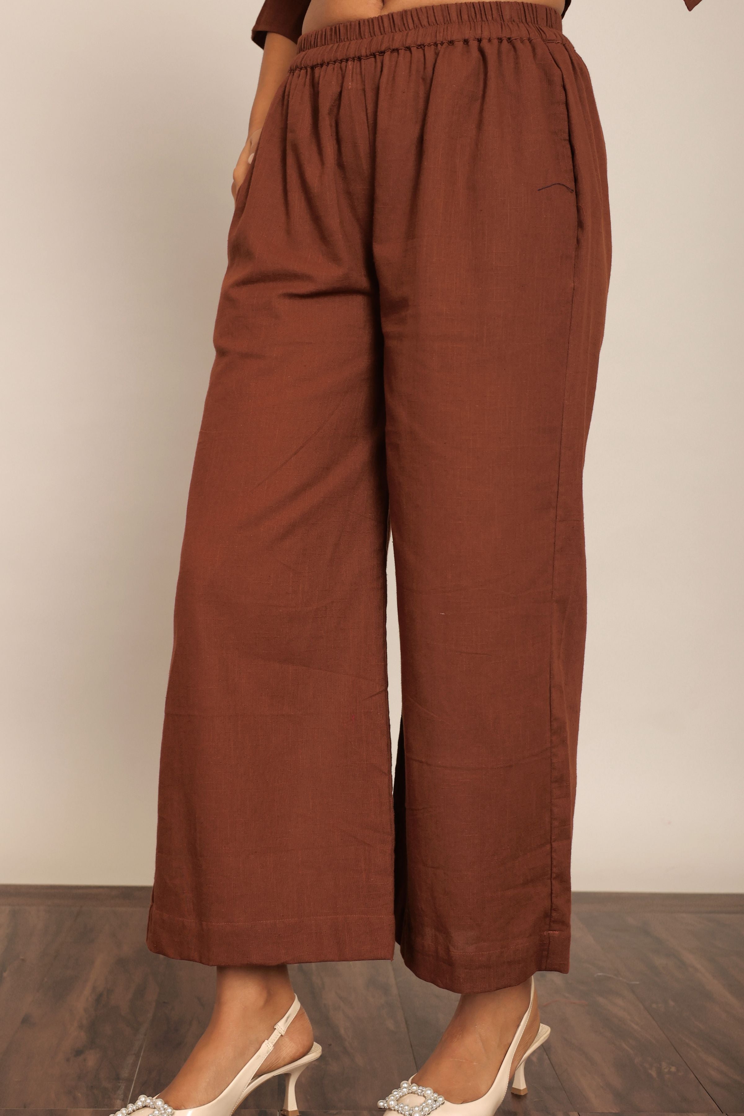 Brown Solid Relaxed Pant with 2 Pockets and Full Elastic Belt - Kaoribyshreya