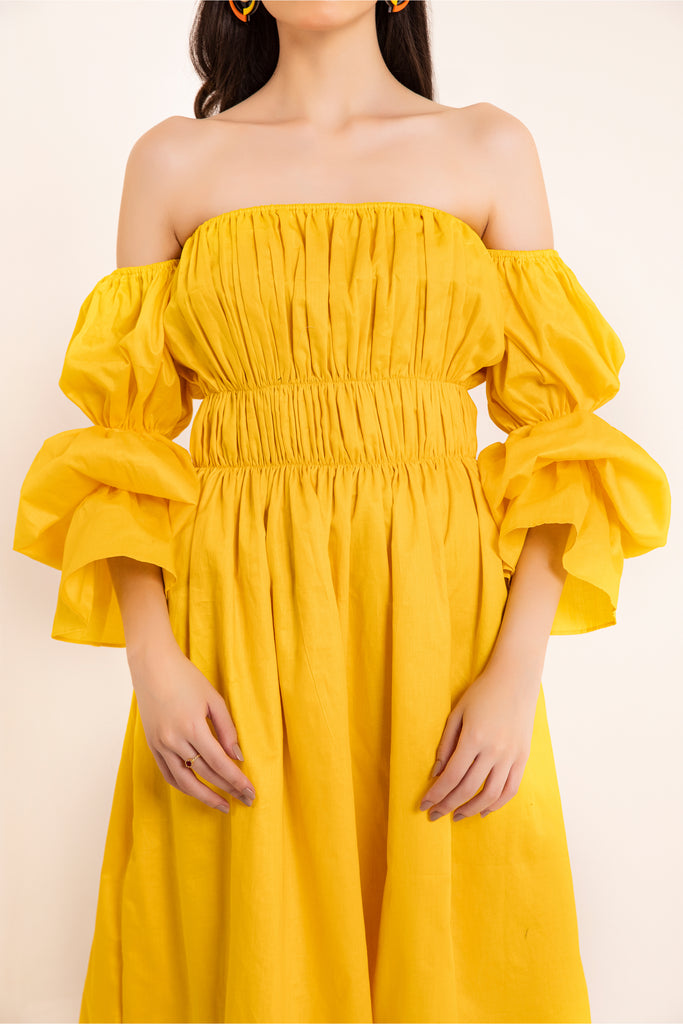 sunstruck-yellow-off-shoulder-pleated-volume-sleeves-midi-dress