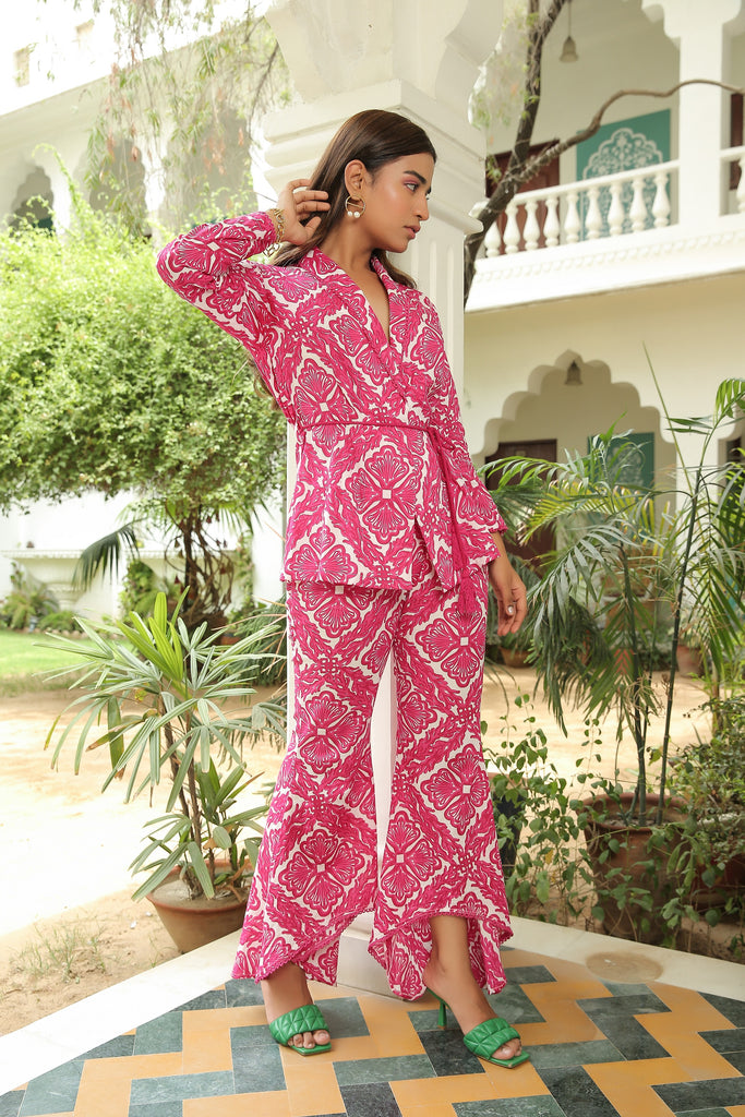 PINK YARROW PRINTED COORD SET HIGHLIGHTED WITH A BELT