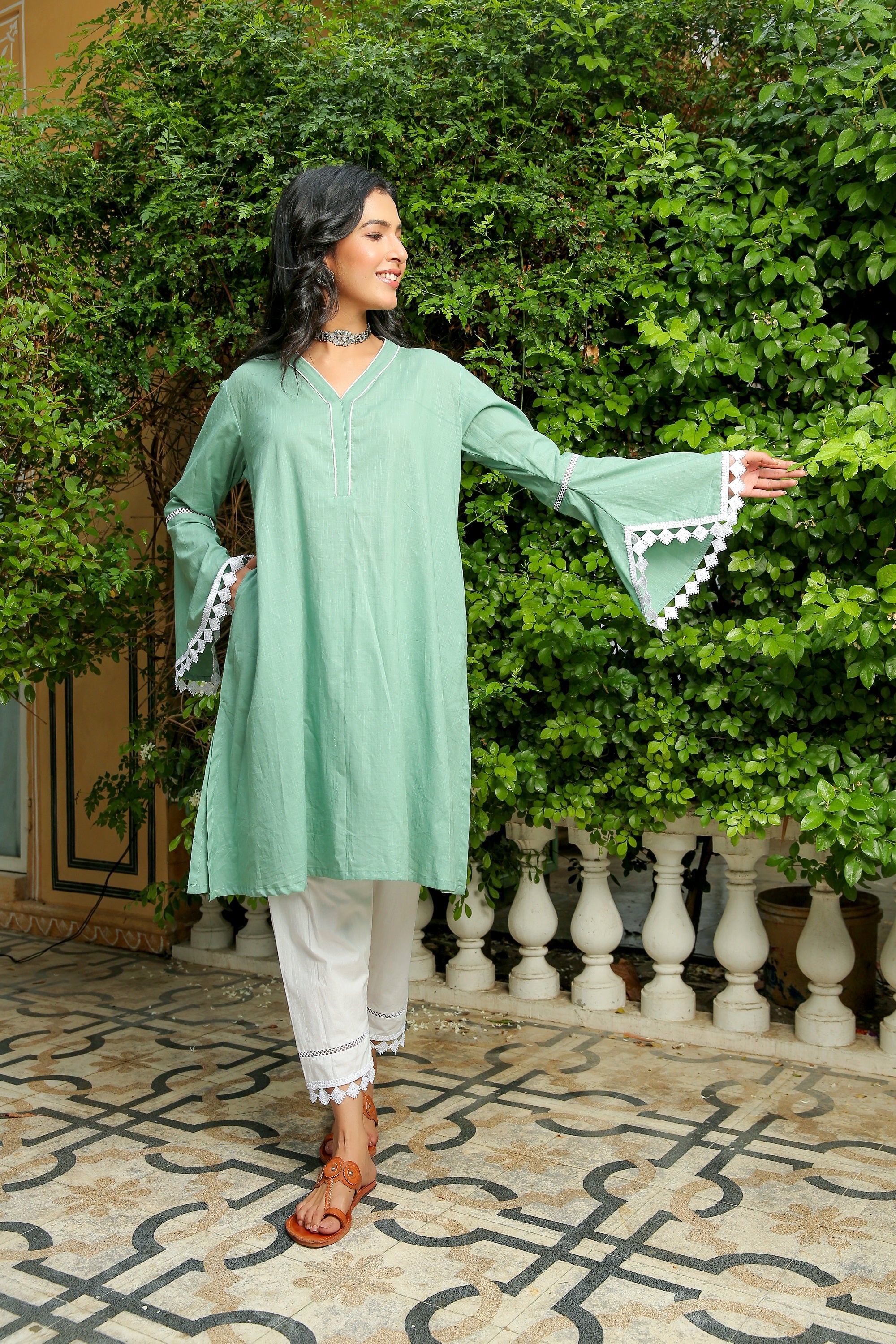 GREEN ASH KURTA WITH WHITE PANT SET