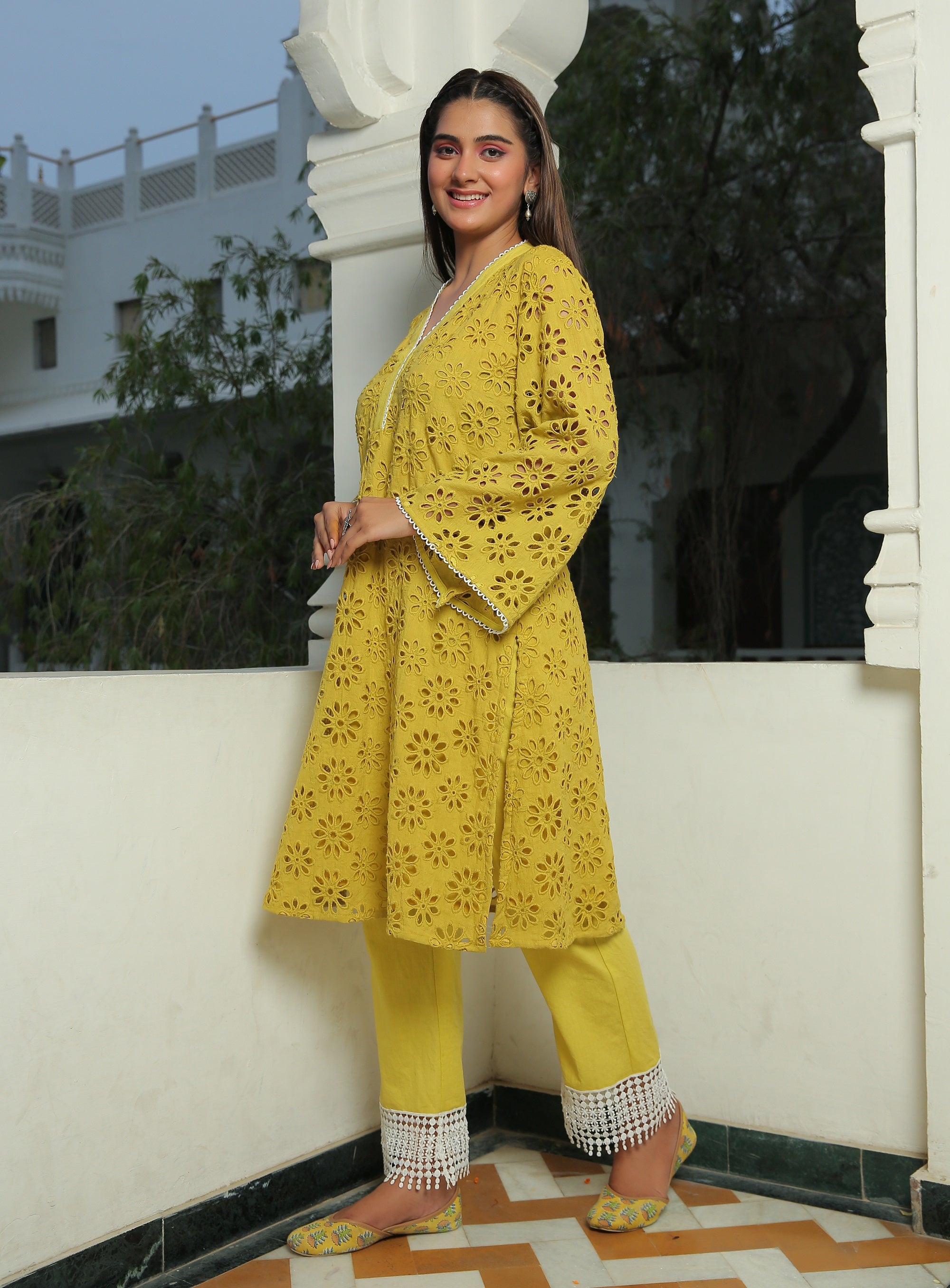 YELLOW IRIS SCHIFFLI KURTA AND PANT SET